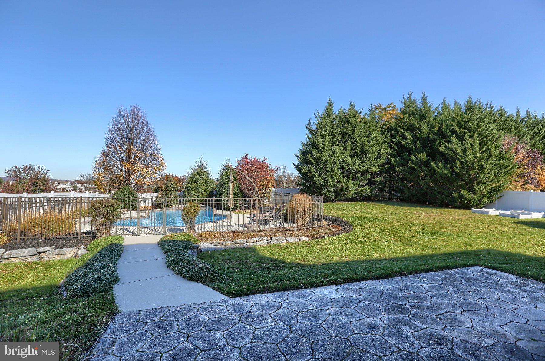 OLD IRON ESTATES - Residential