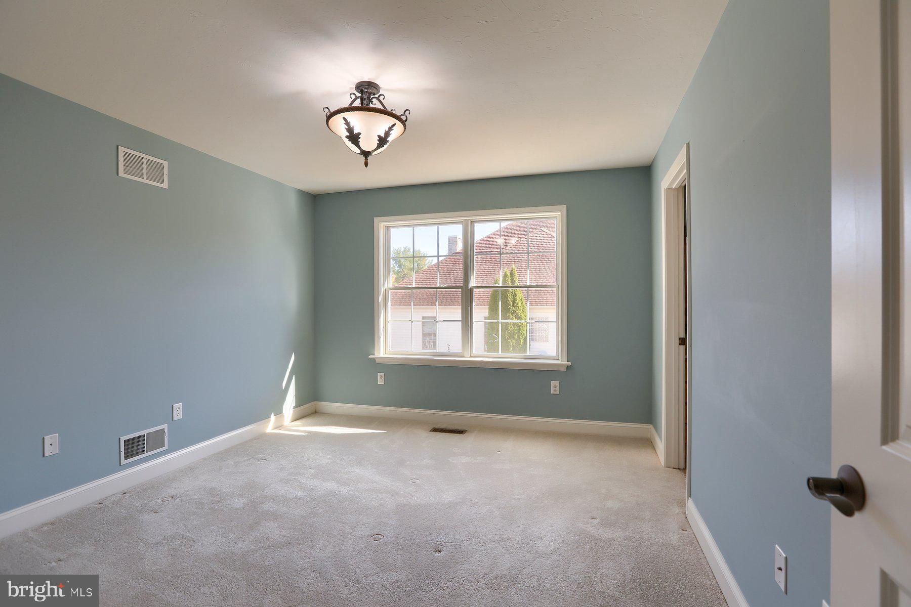 OLD IRON ESTATES - Residential