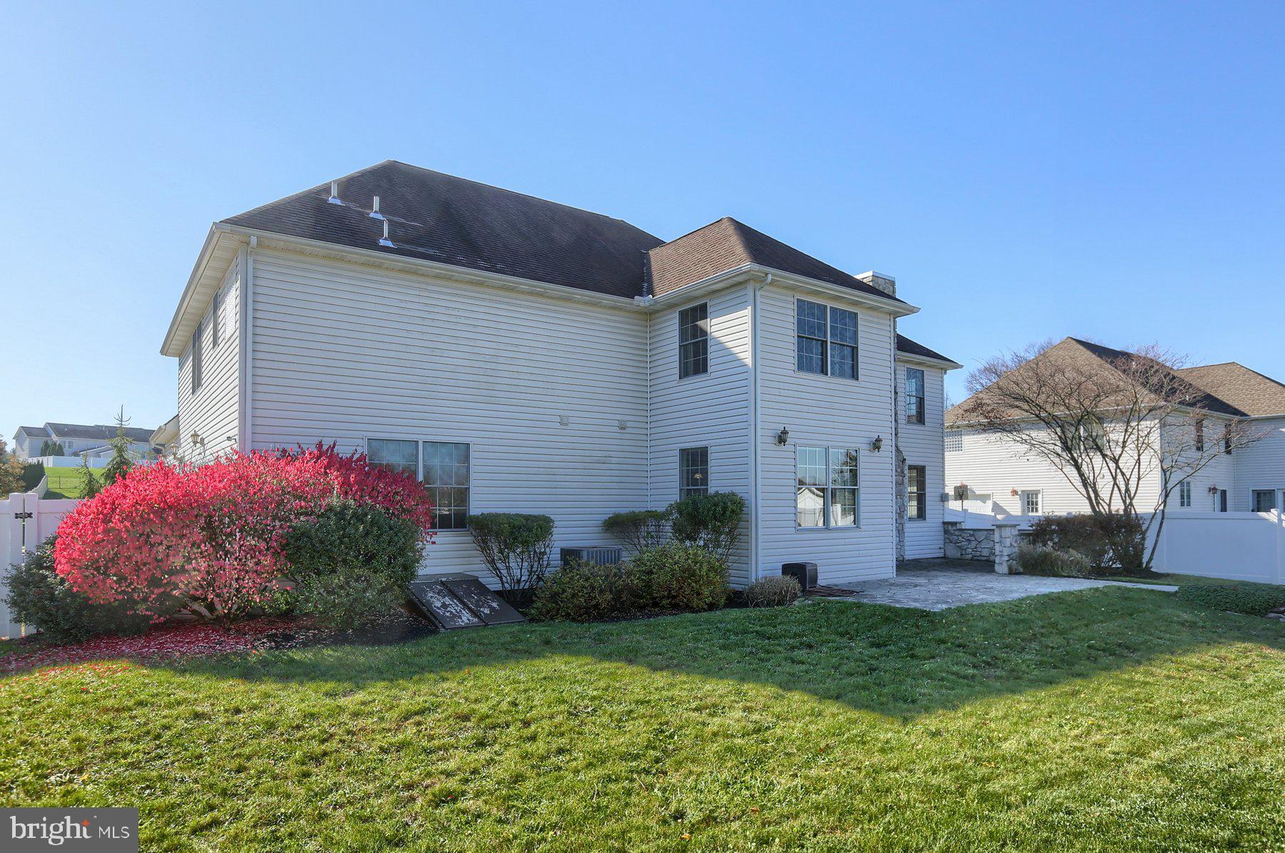 OLD IRON ESTATES - Residential