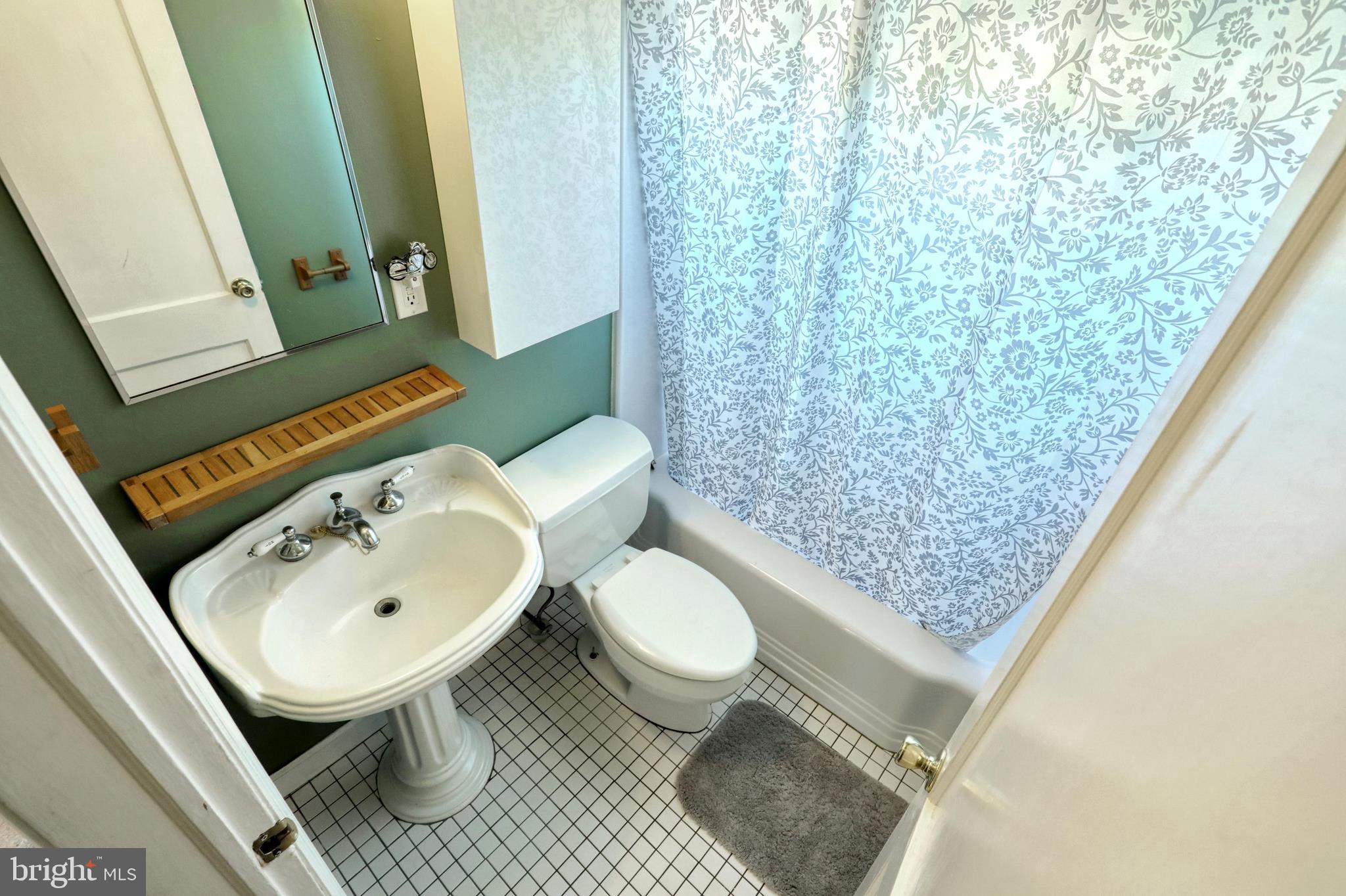 WEST INVERNESS - Residential