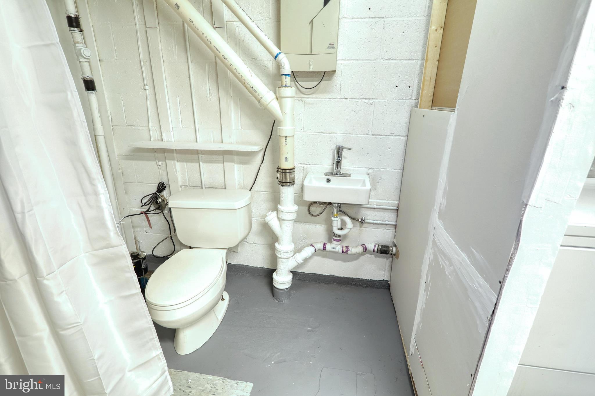 WEST INVERNESS - Residential