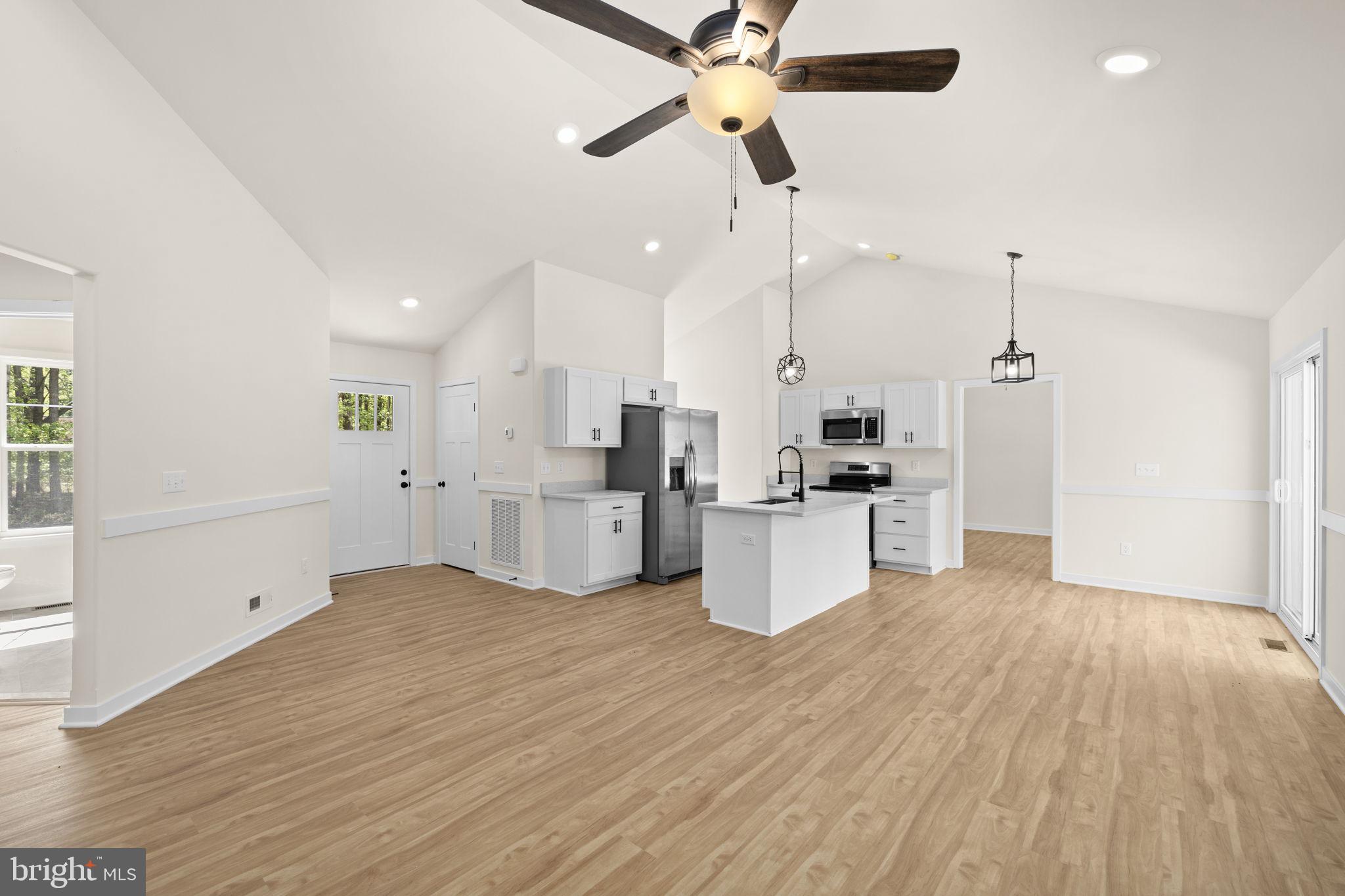 PLACID BAY ESTATES - Residential