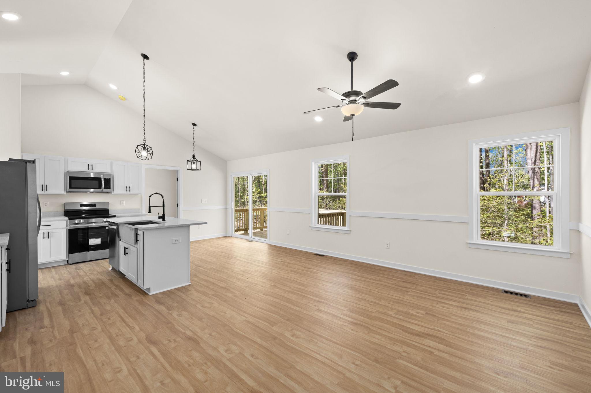 PLACID BAY ESTATES - Residential