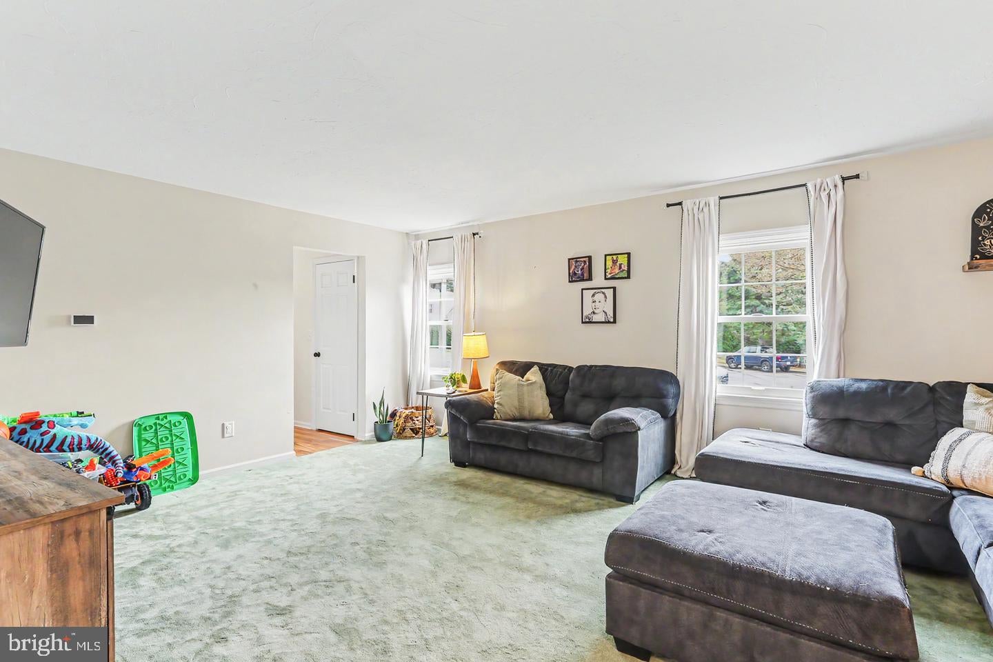401 GREENFIELD DRIVE