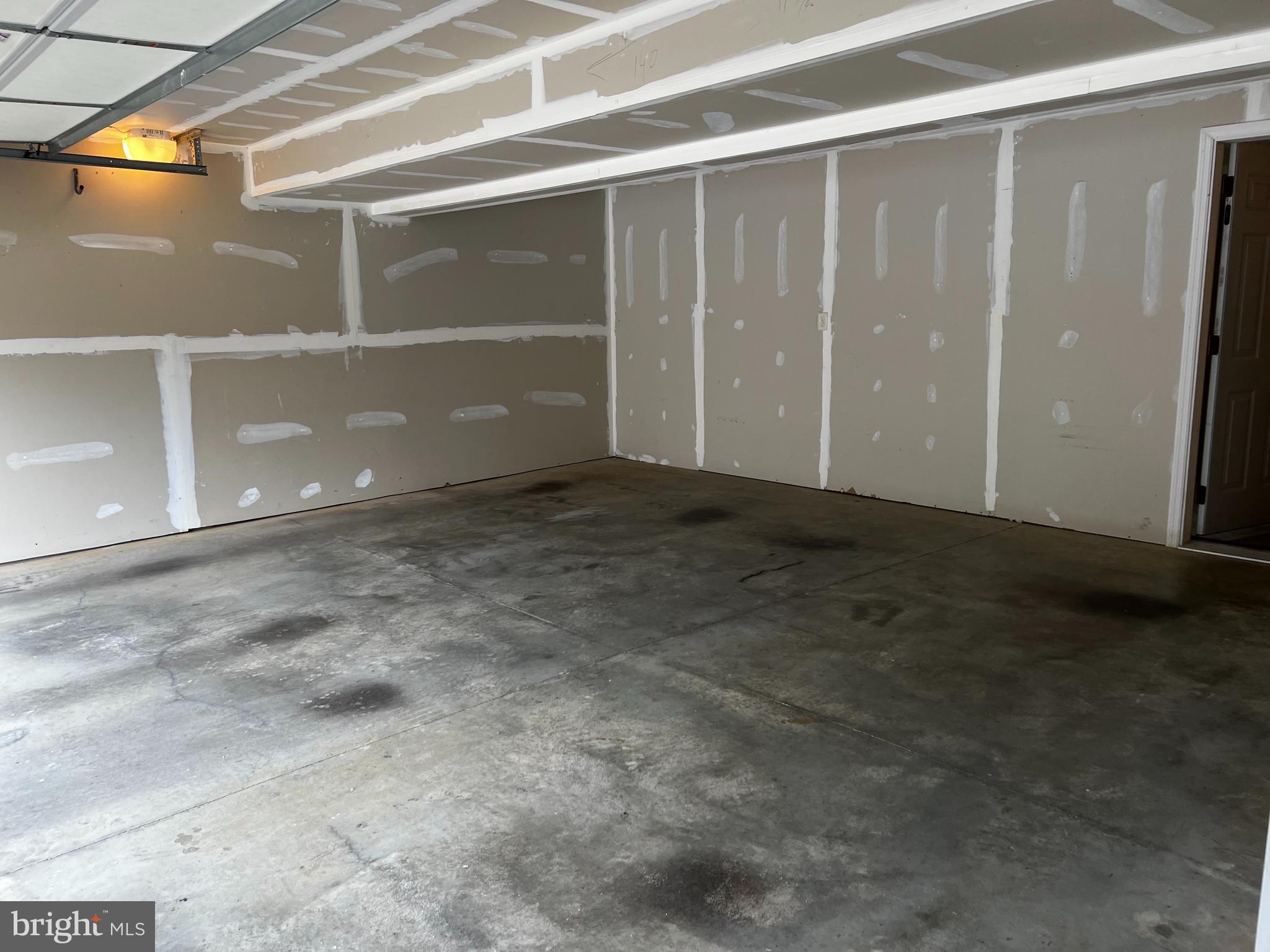 EAST HEMPFIELD TWP - Residential Lease