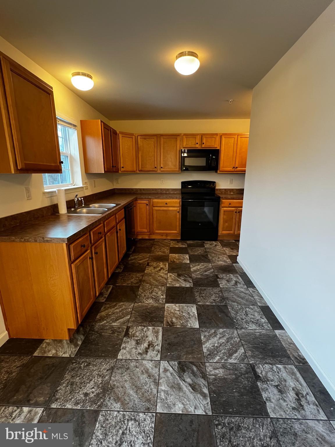 221 BETHEL DRIVE