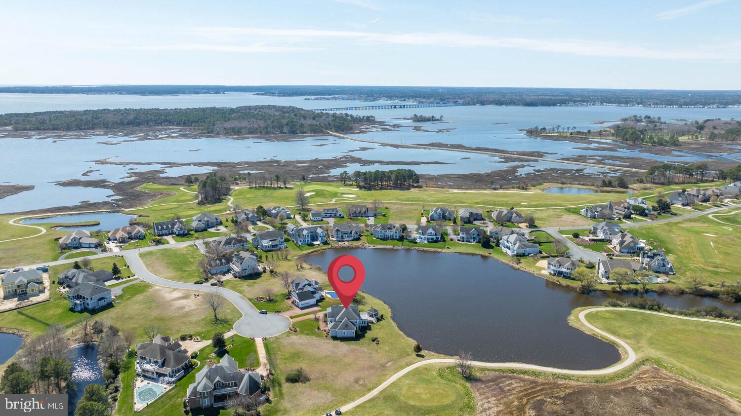 LIGHTHOUSE SOUND - Residential