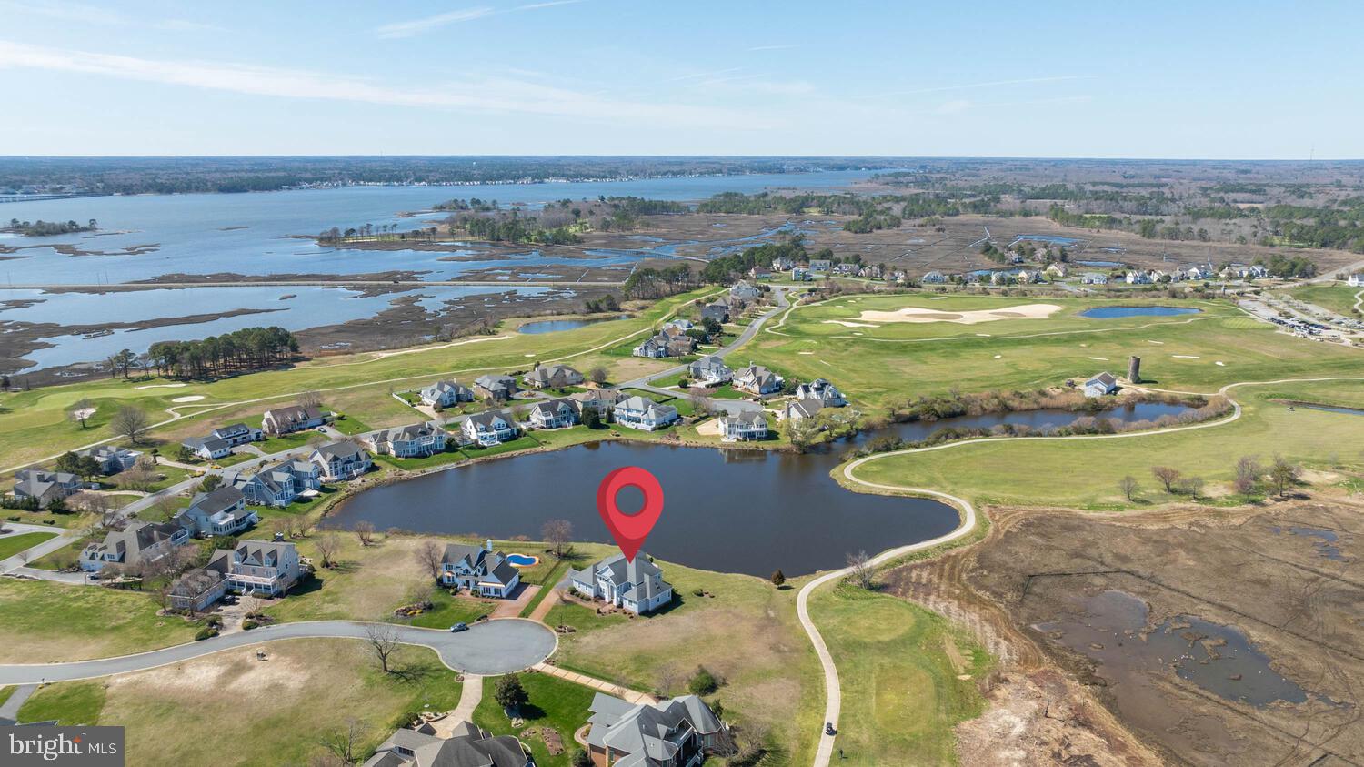 LIGHTHOUSE SOUND - Residential