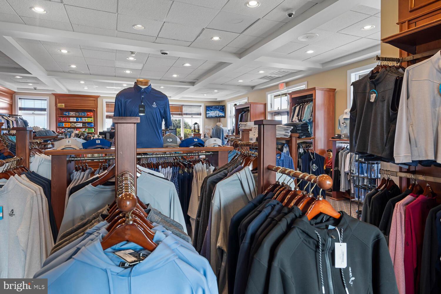 LIGHTHOUSE SOUND - Residential