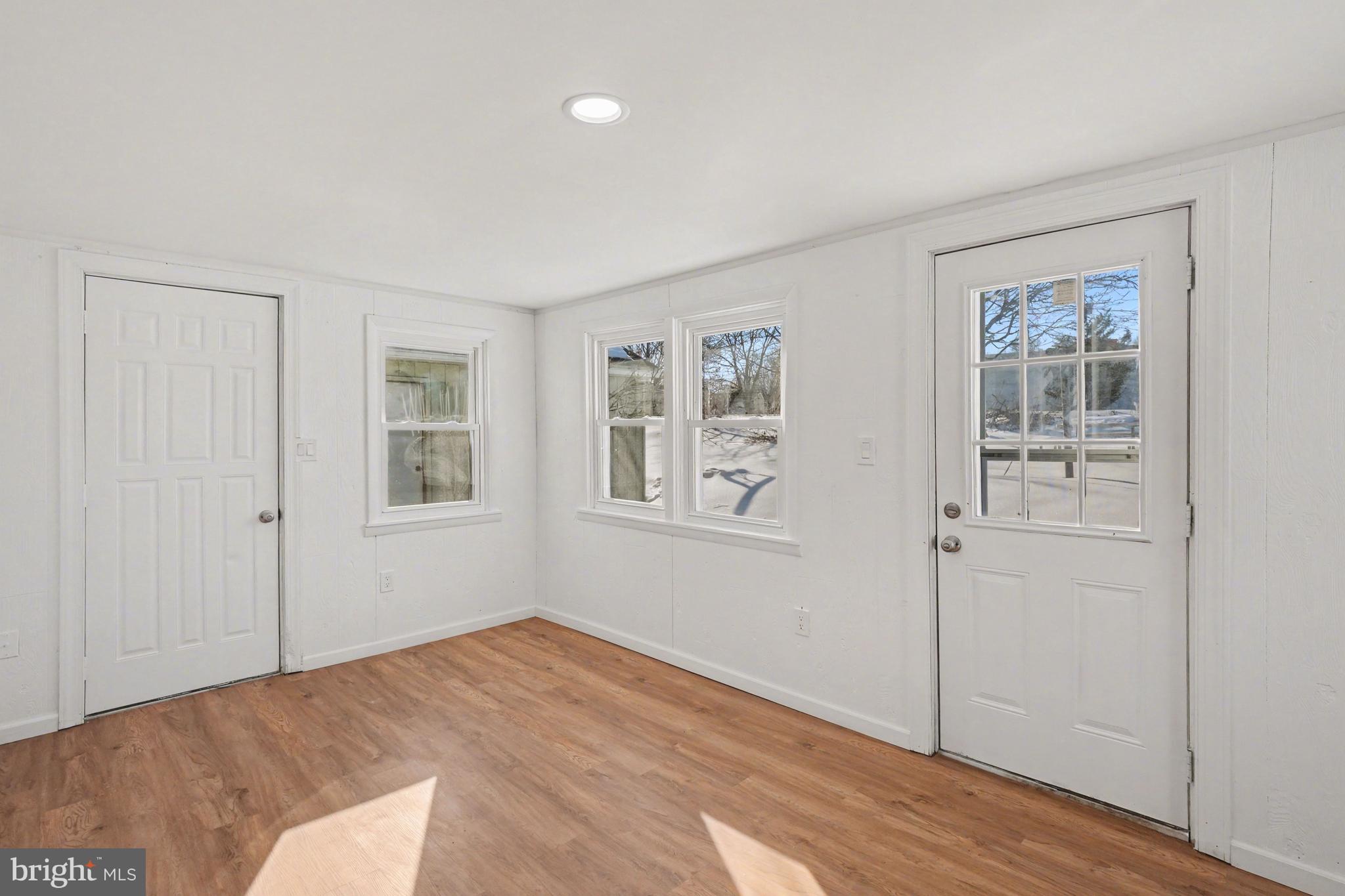 LICKDALE AREA - Residential