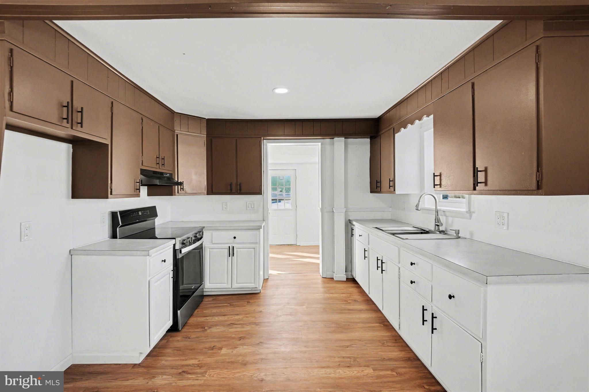 LICKDALE AREA - Residential