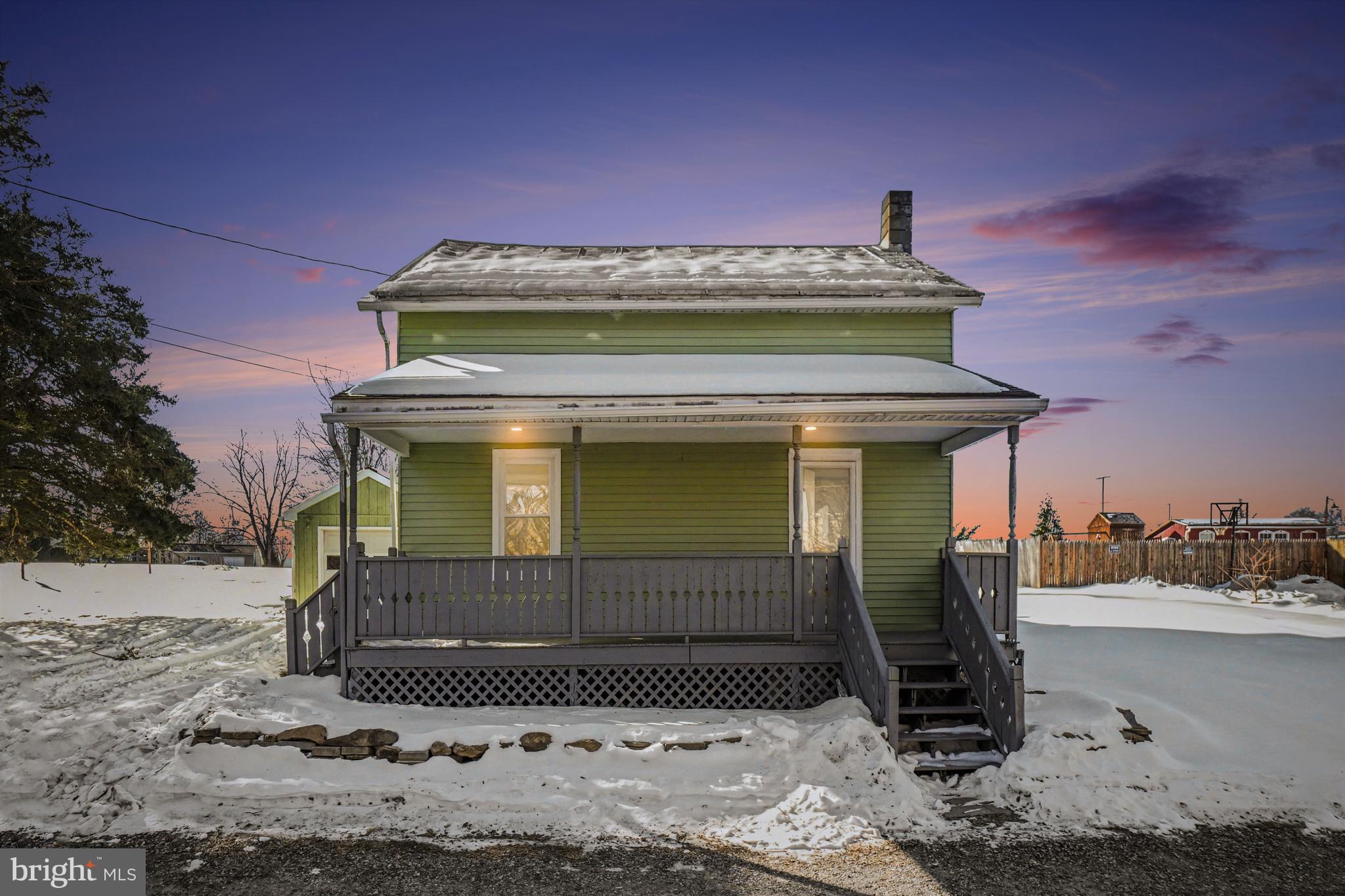 LICKDALE AREA - Residential