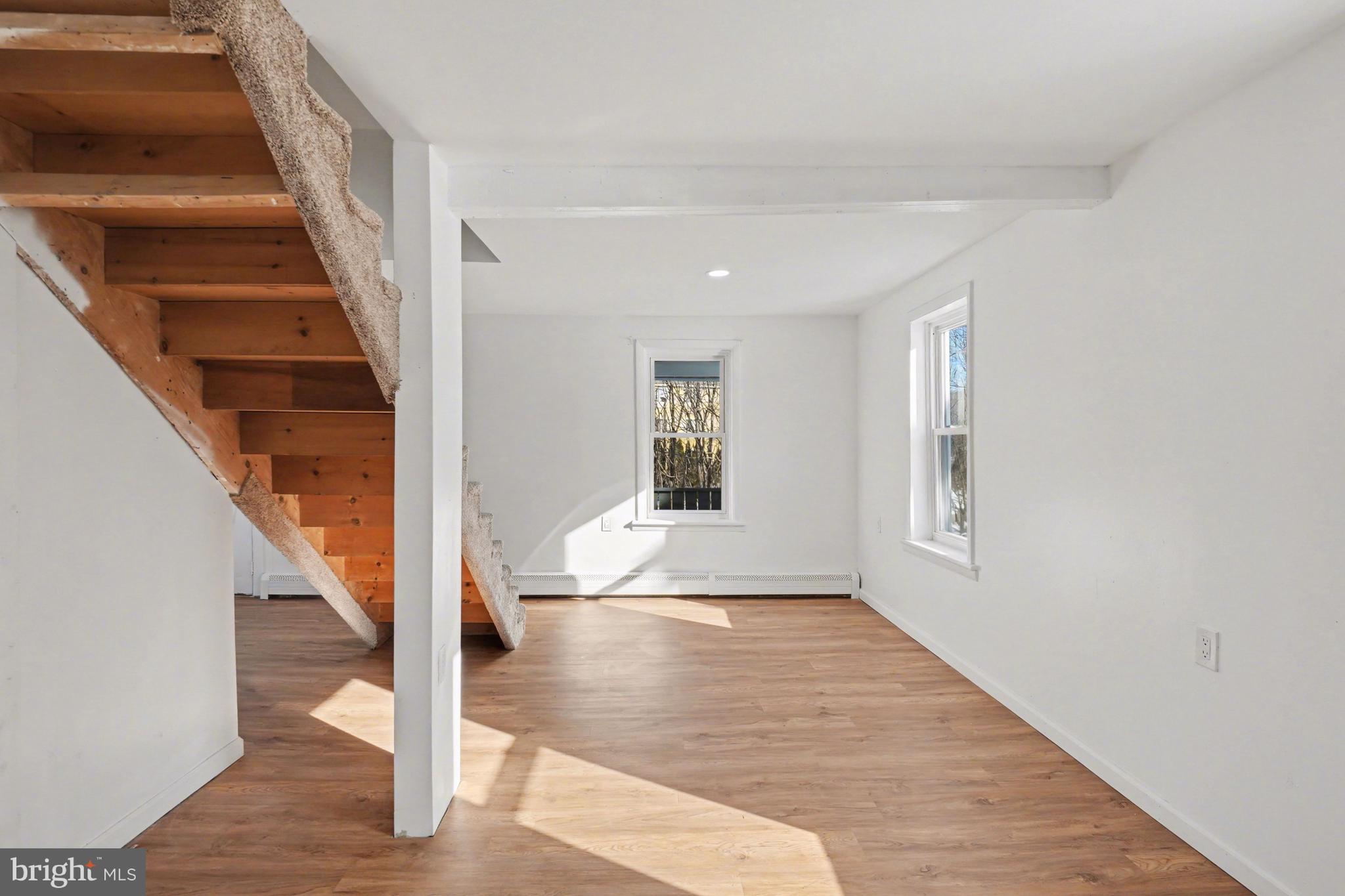 LICKDALE AREA - Residential