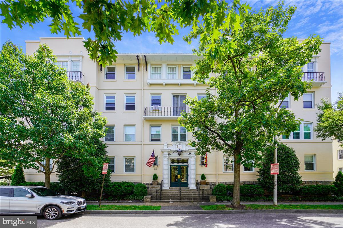 CHARLES VILLAGE - Residential