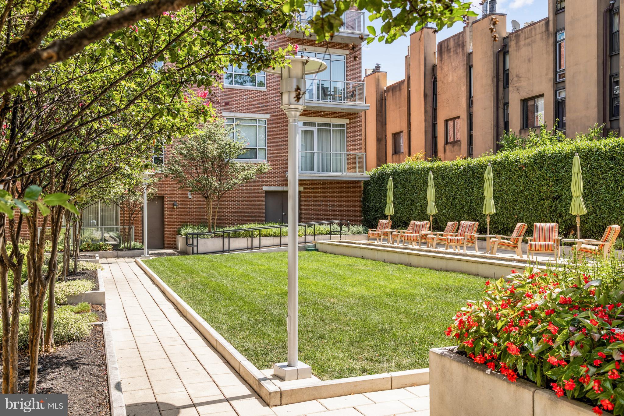 SOCIETY HILL - Residential