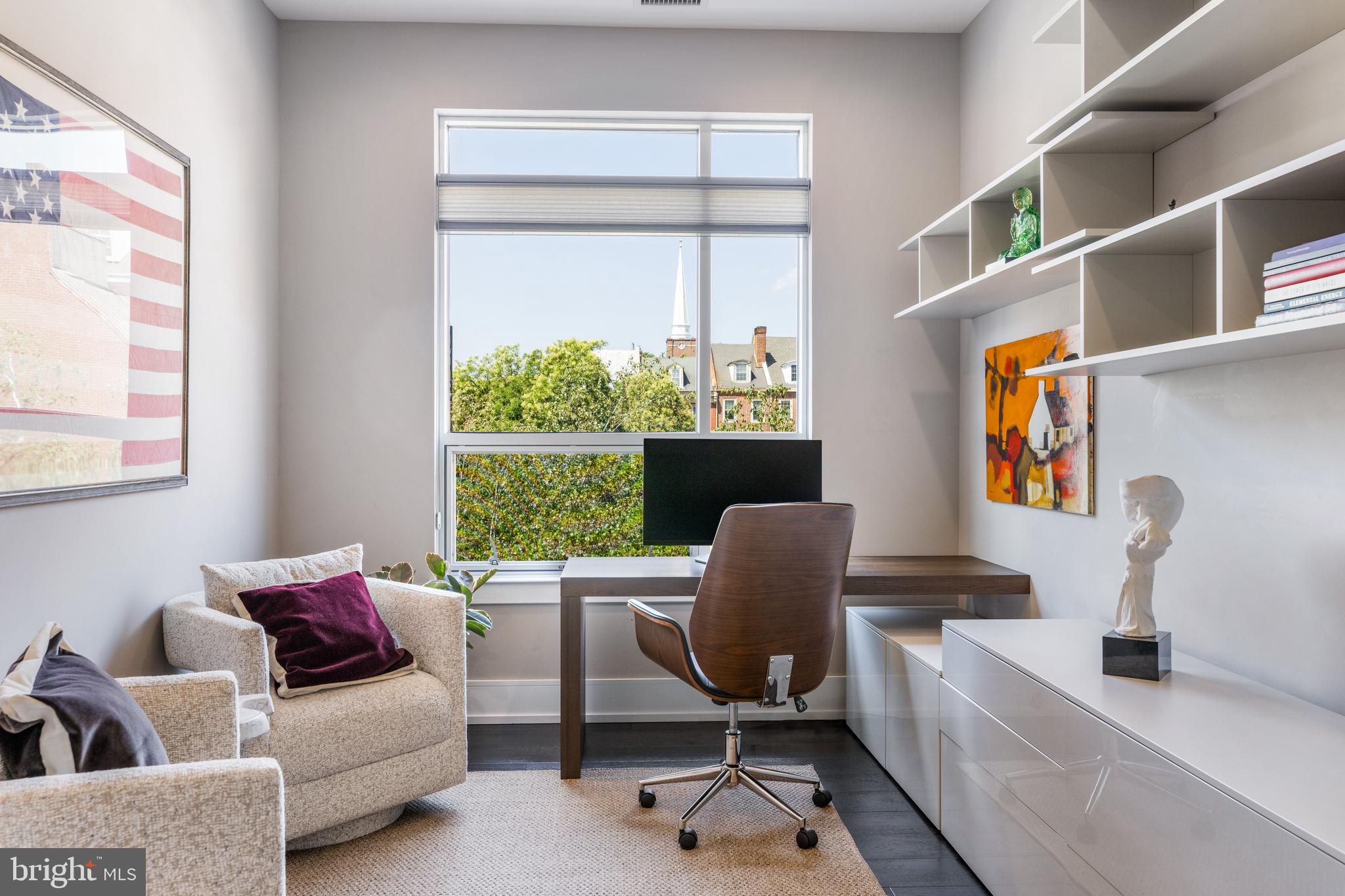 SOCIETY HILL - Residential