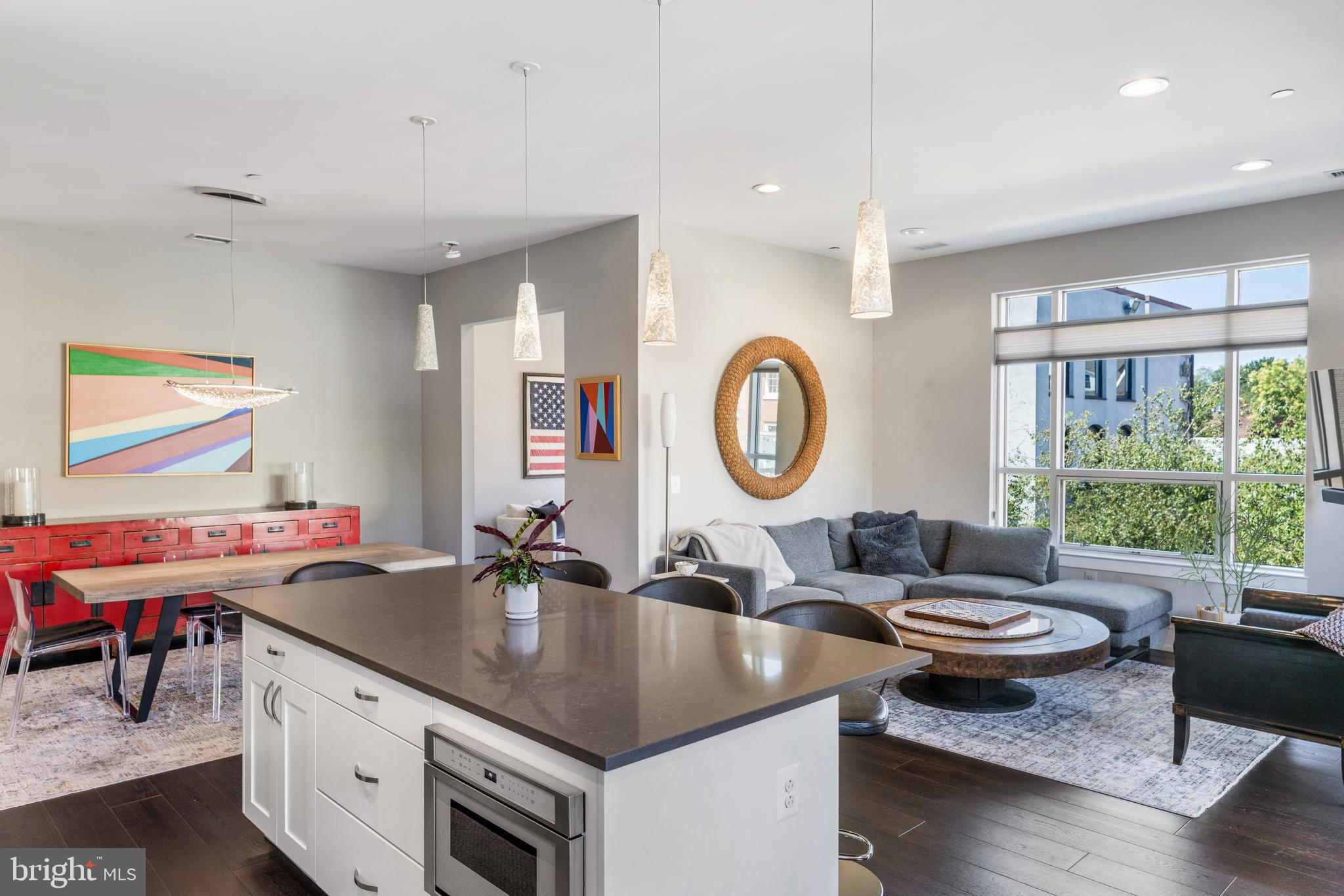 SOCIETY HILL - Residential