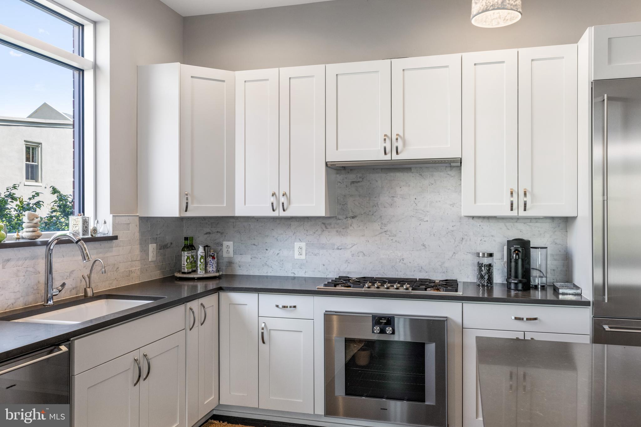 SOCIETY HILL - Residential