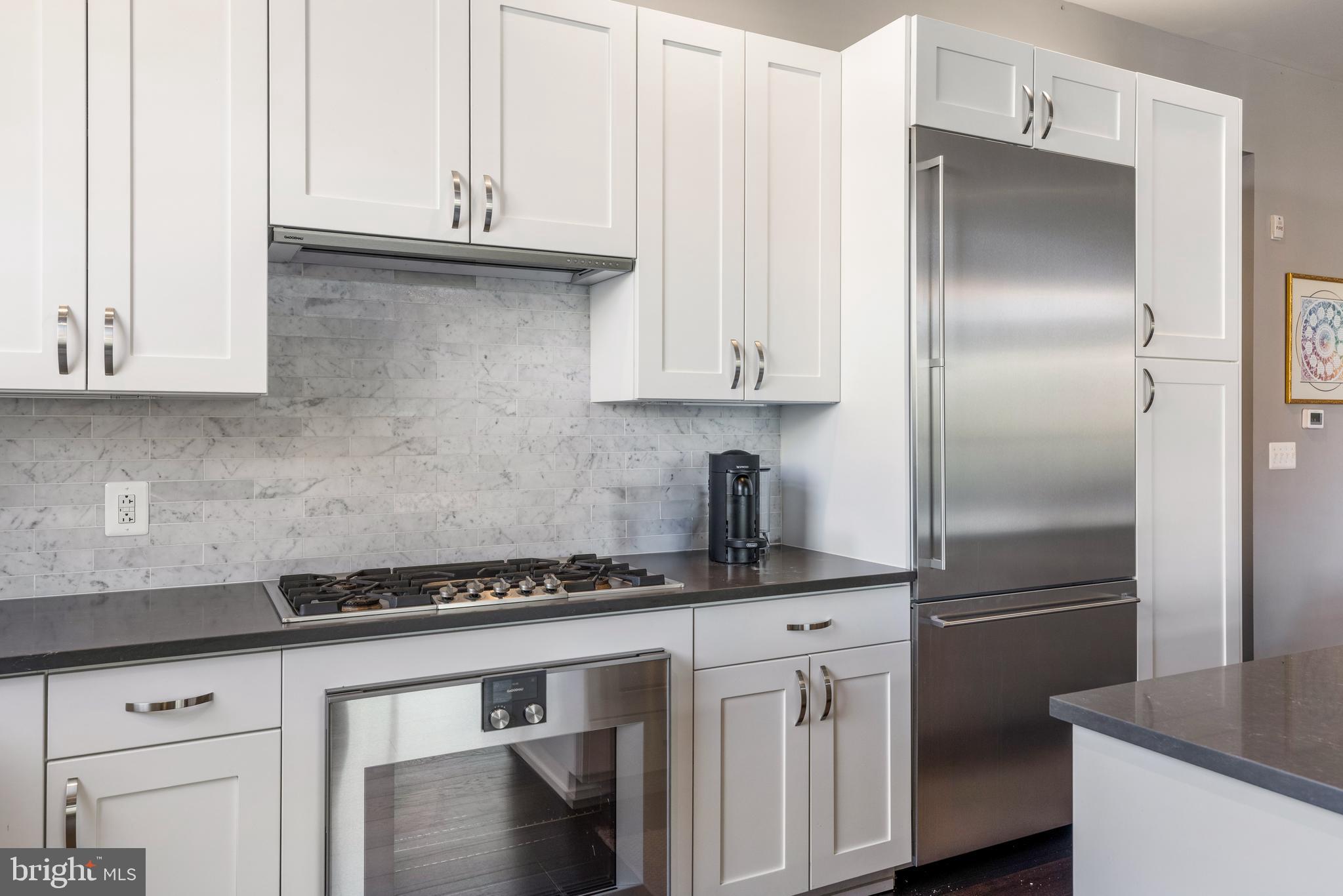 SOCIETY HILL - Residential