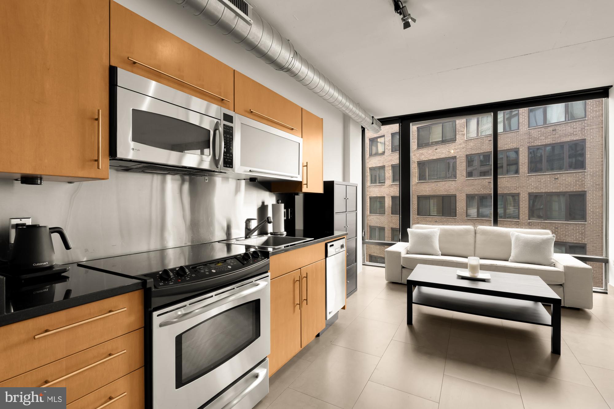 1133 14TH STREET NW 703