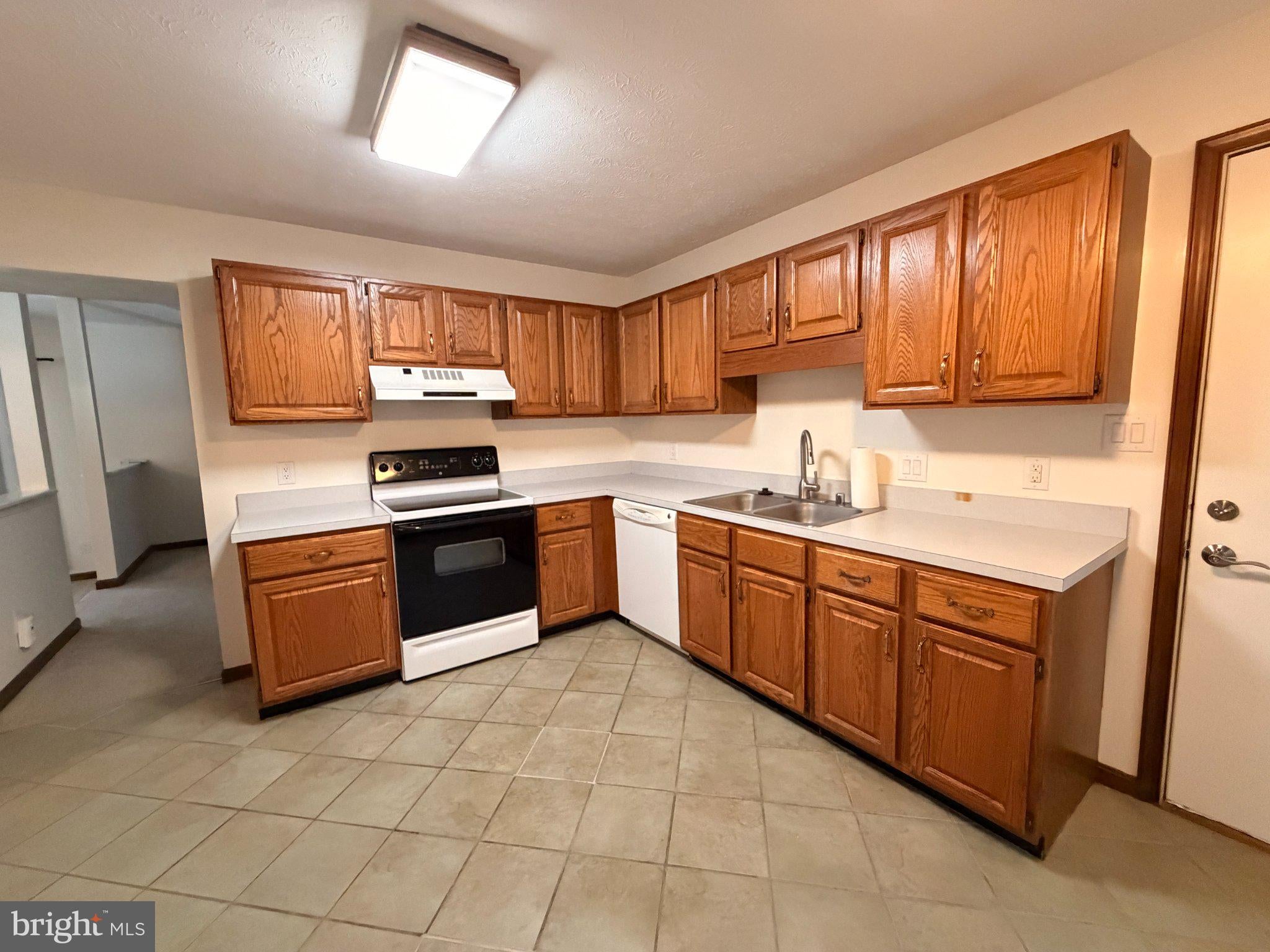 23236 HICKORY NUT DRIVE