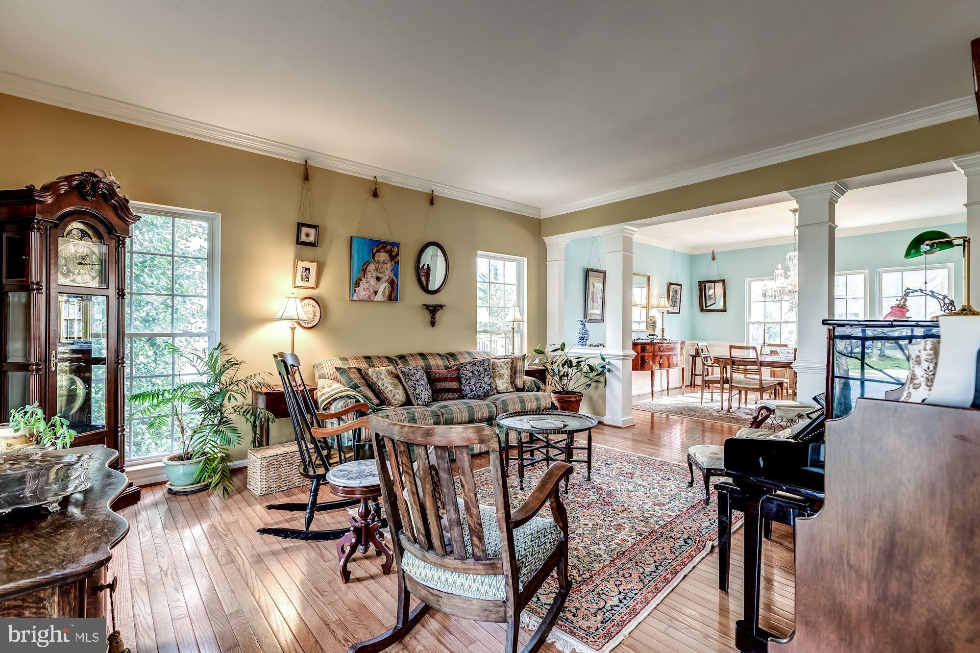 WOODLEA MANOR - Residential