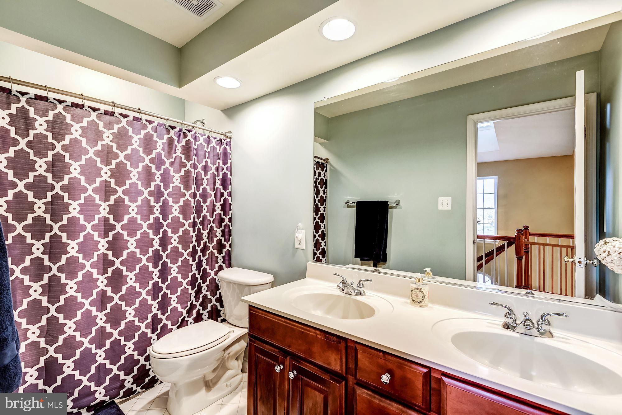 WOODLEA MANOR - Residential