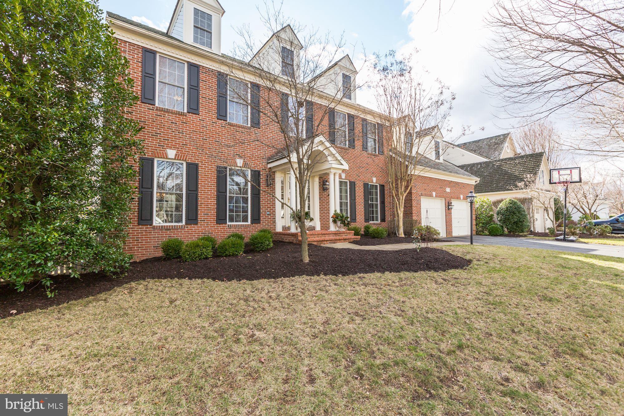 WOODLEA MANOR - Residential