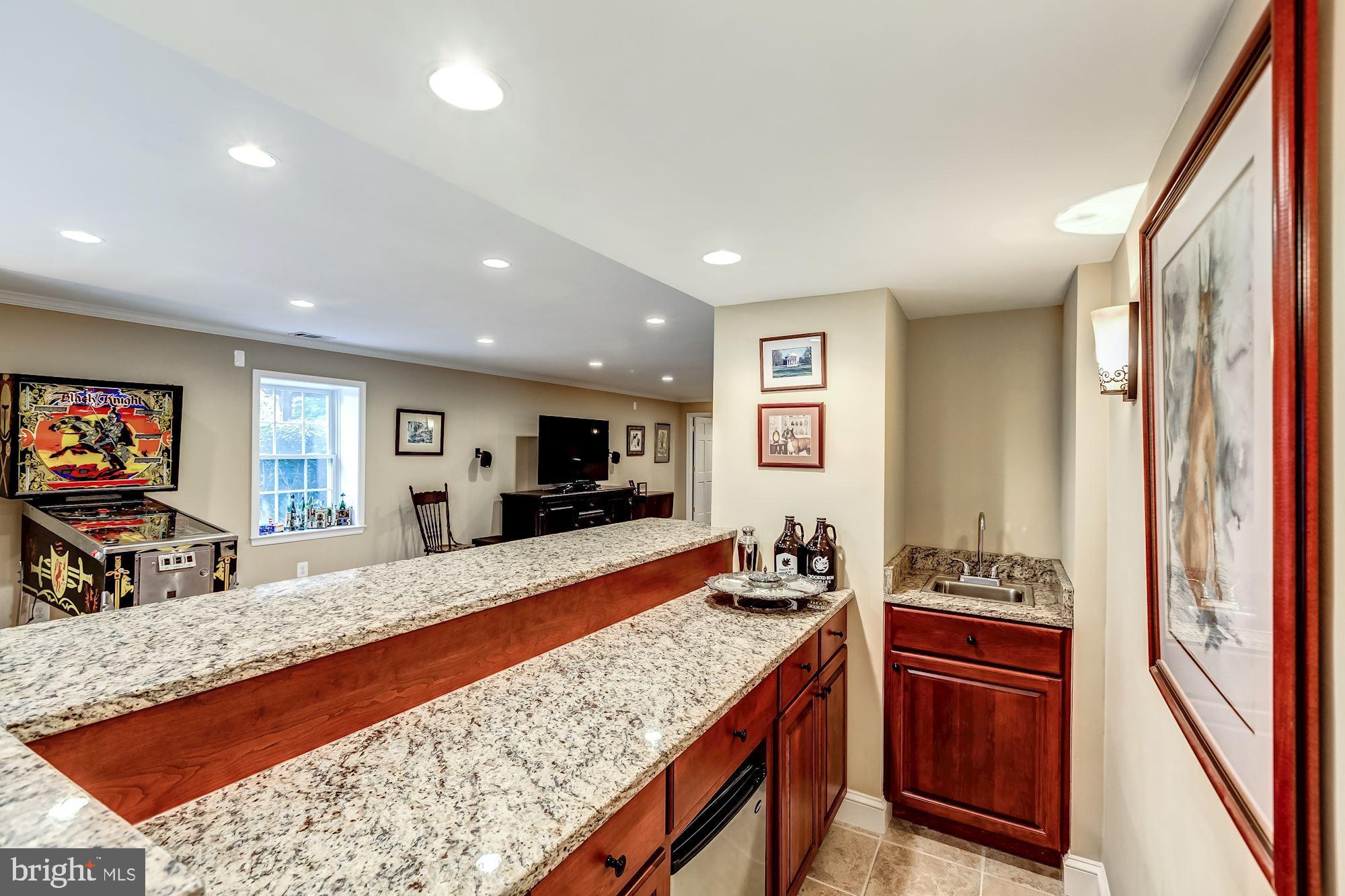 WOODLEA MANOR - Residential