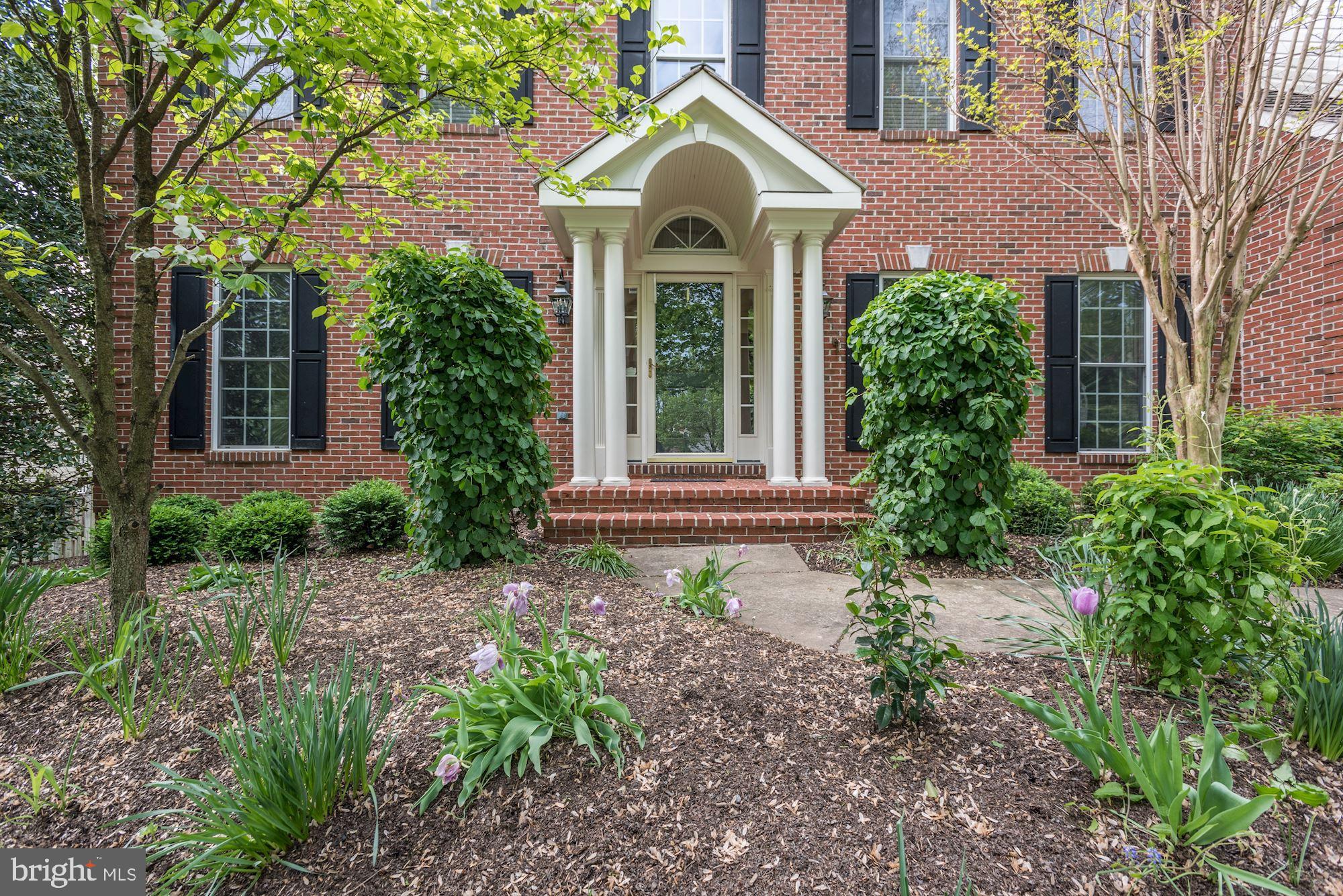 WOODLEA MANOR - Residential