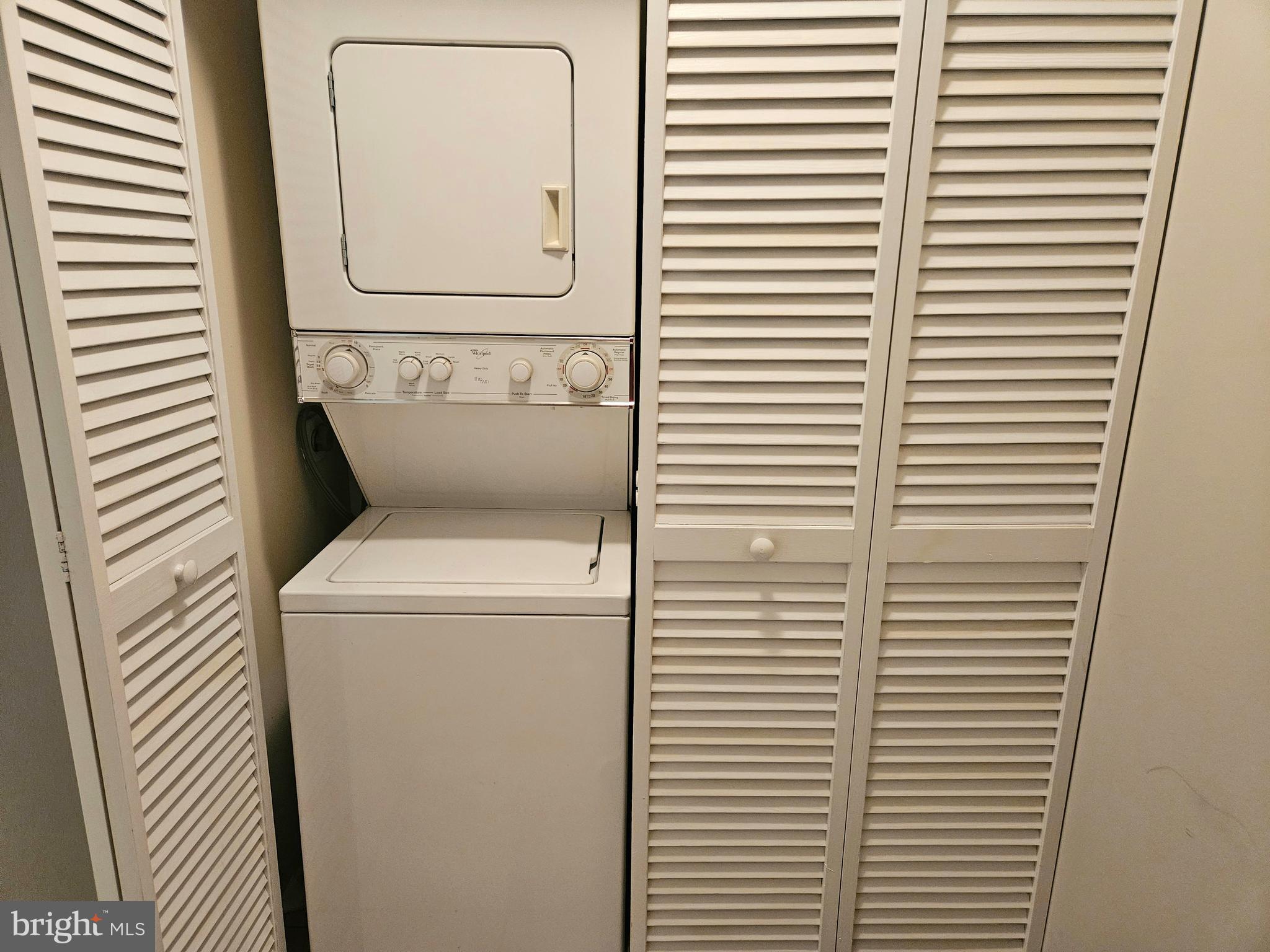 WESTVIEW AT BALLSTON METRO - Residential