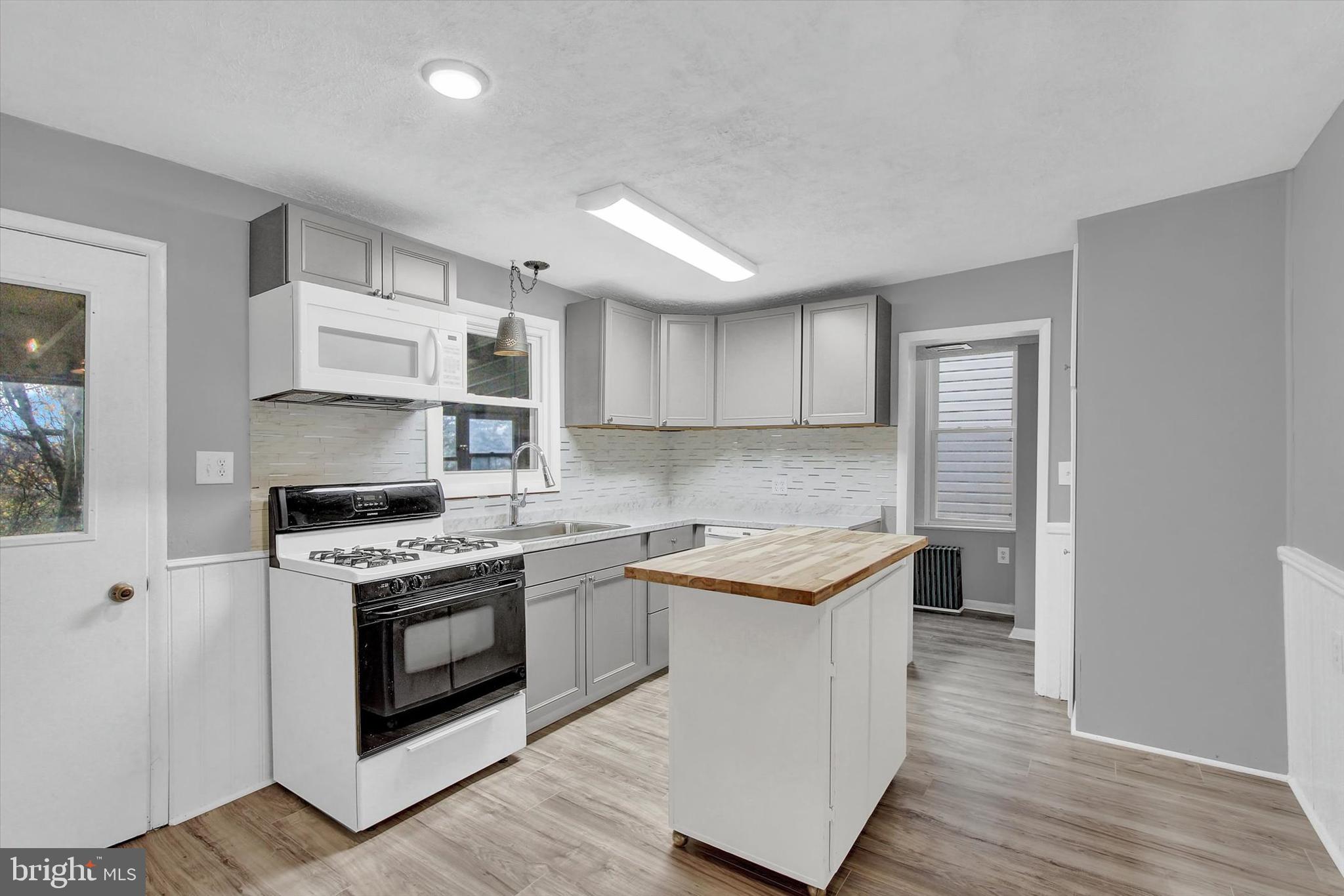 DALLASTOWN BORO - Residential