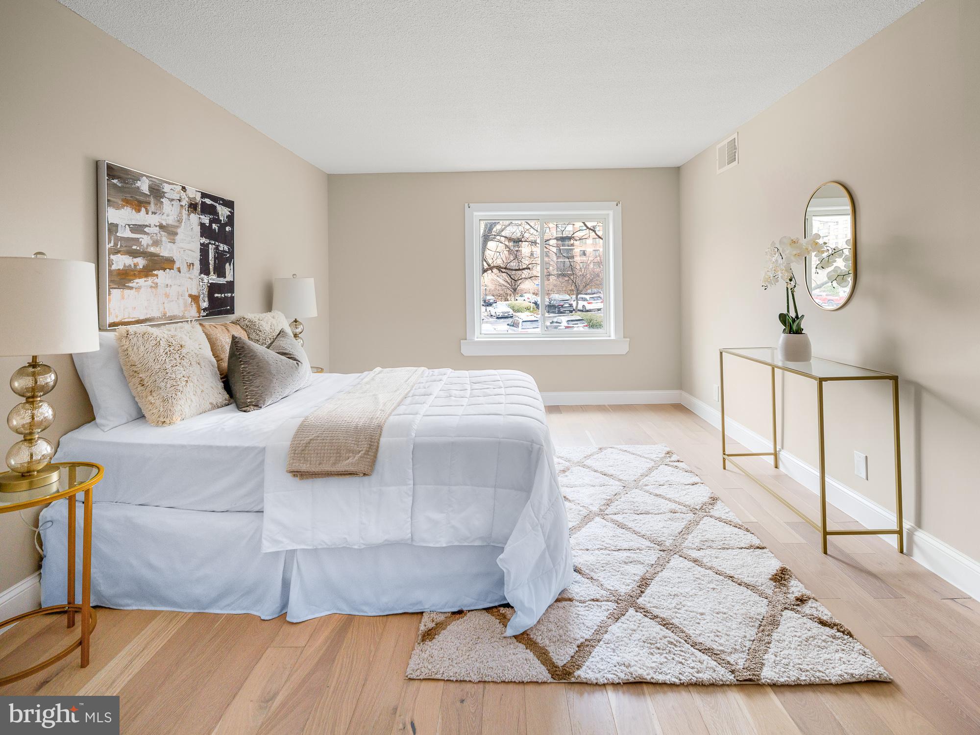 ROTONDA - Residential Lease