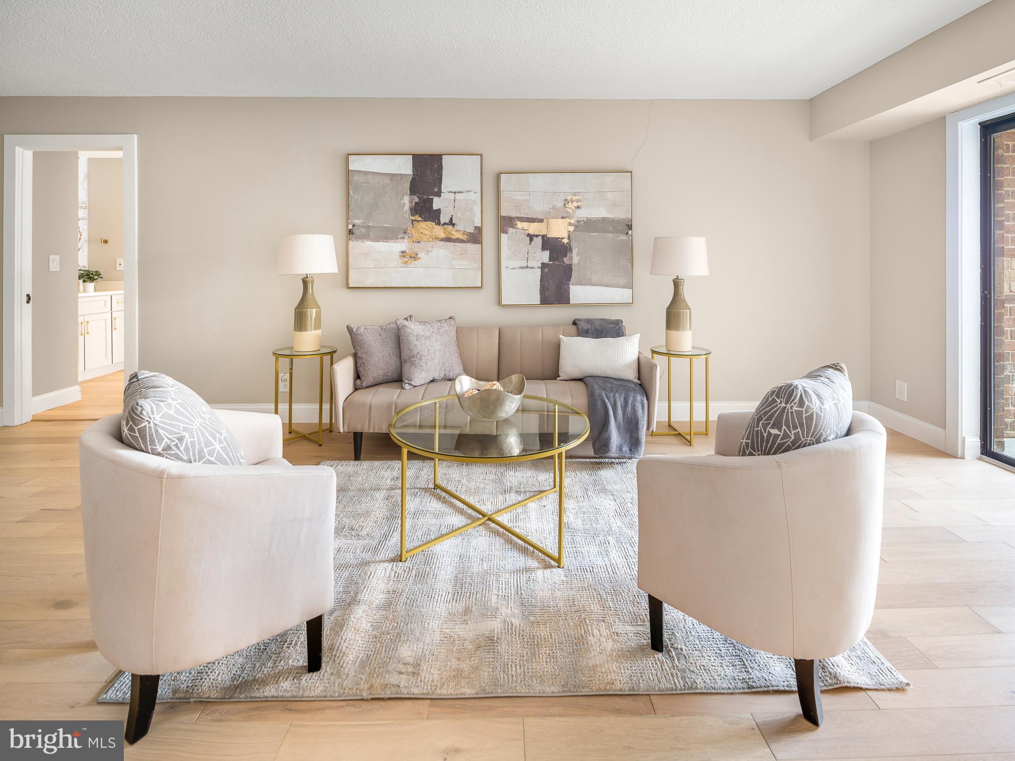 ROTONDA - Residential Lease