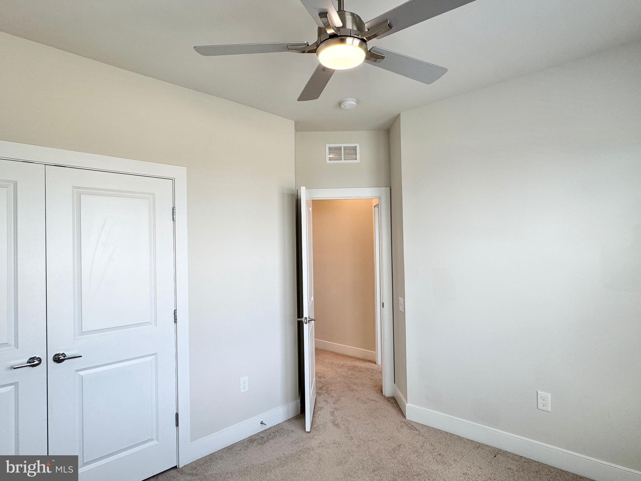 POTOMAC SHORES - Residential Lease