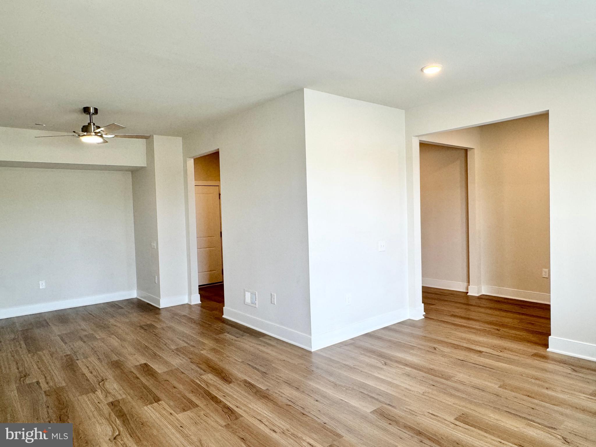 POTOMAC SHORES - Residential Lease