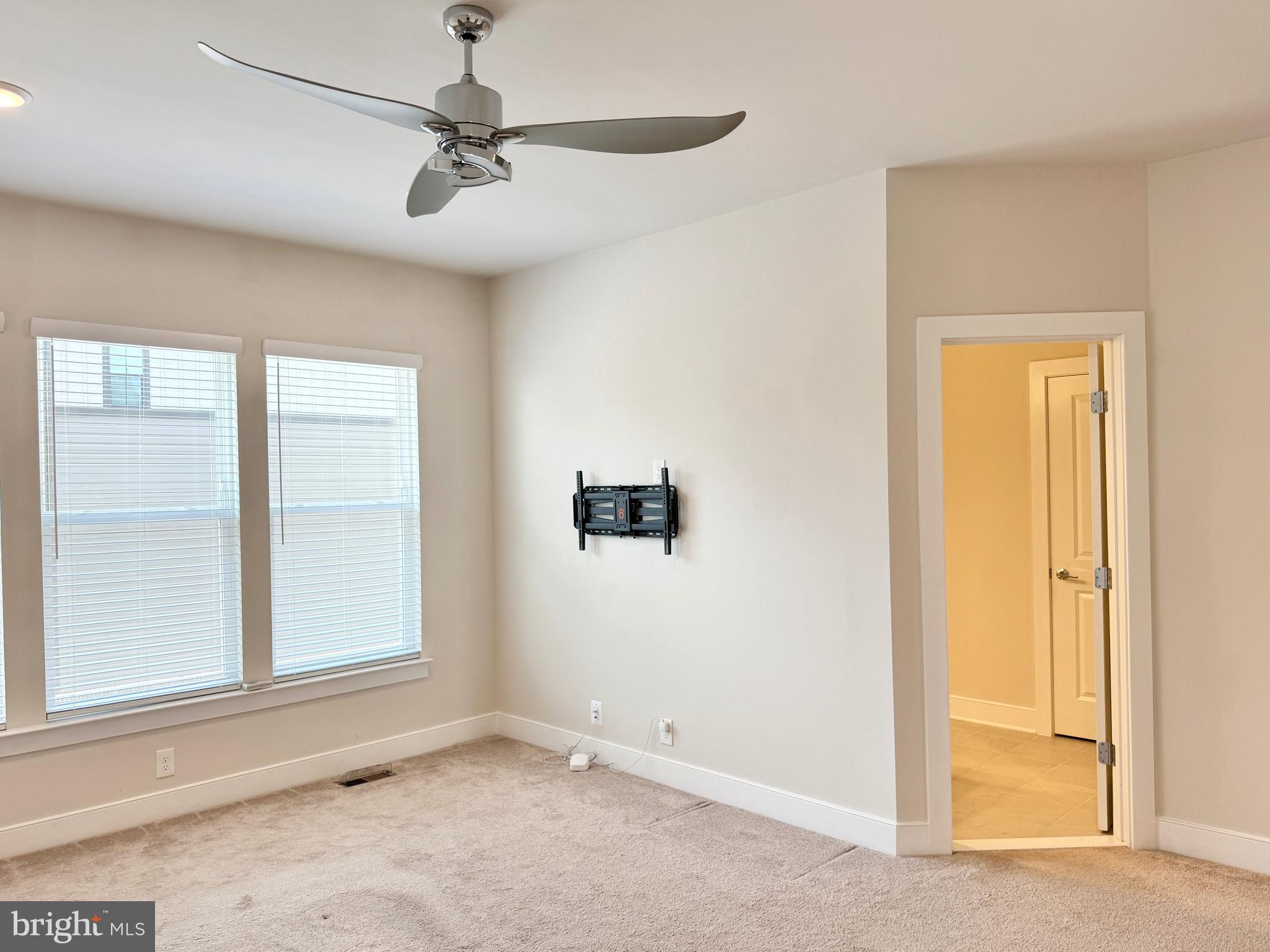 POTOMAC SHORES - Residential Lease