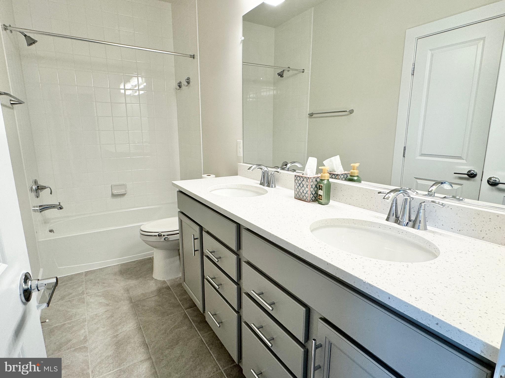 POTOMAC SHORES - Residential Lease