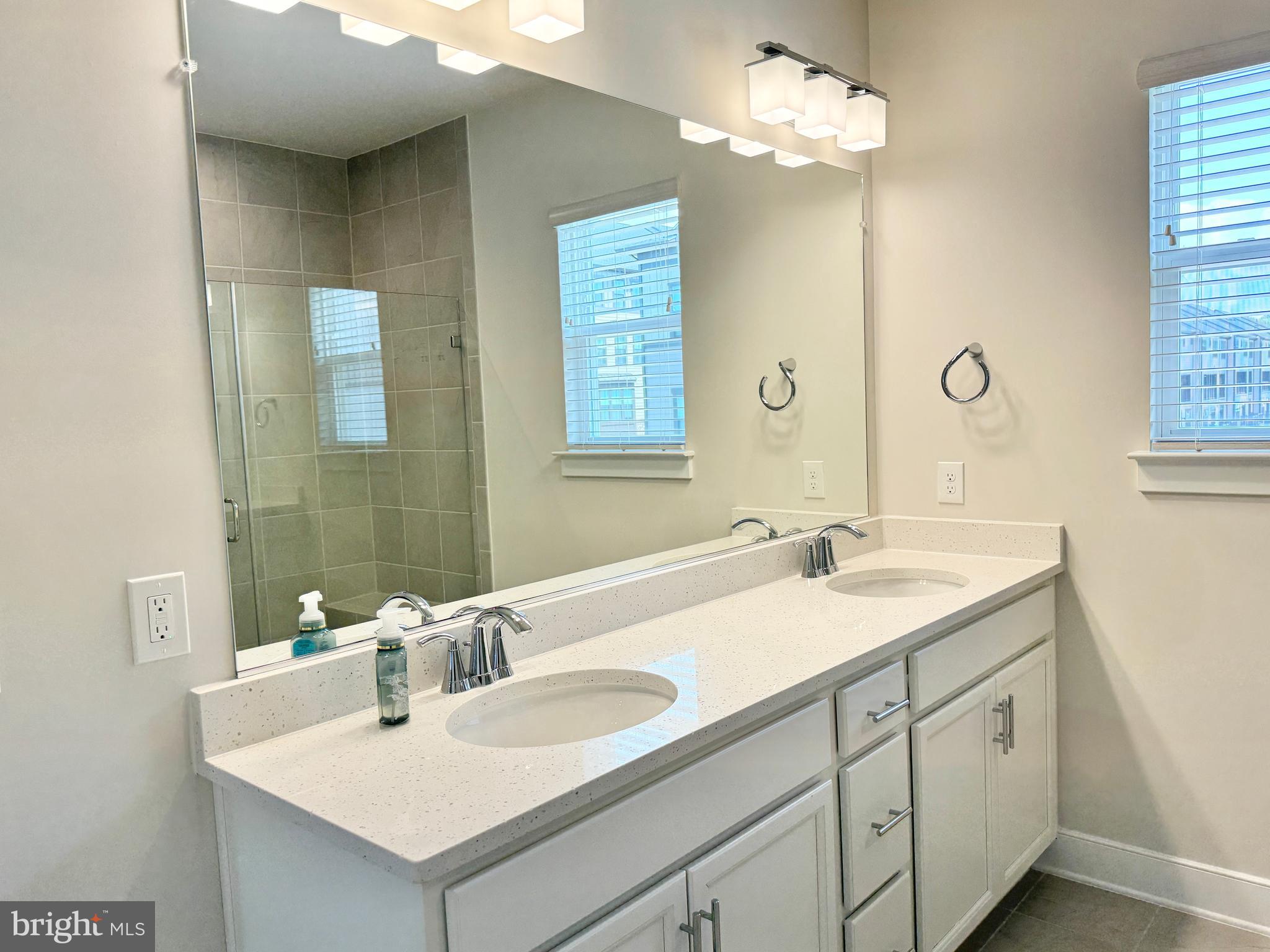 POTOMAC SHORES - Residential Lease