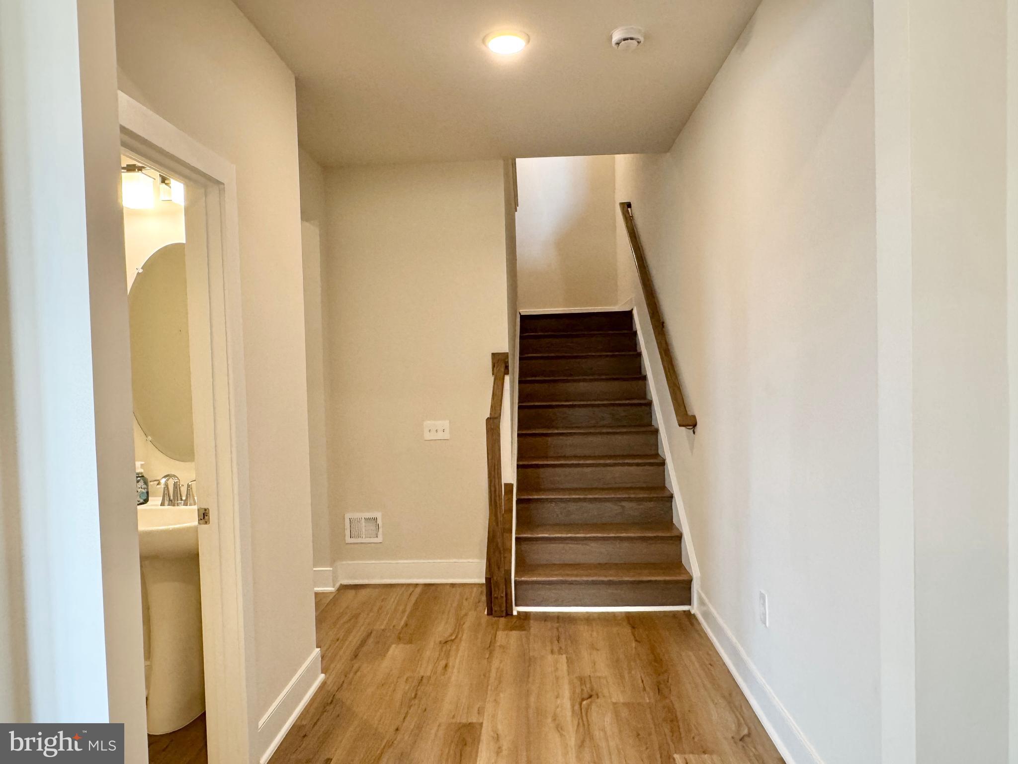 POTOMAC SHORES - Residential Lease