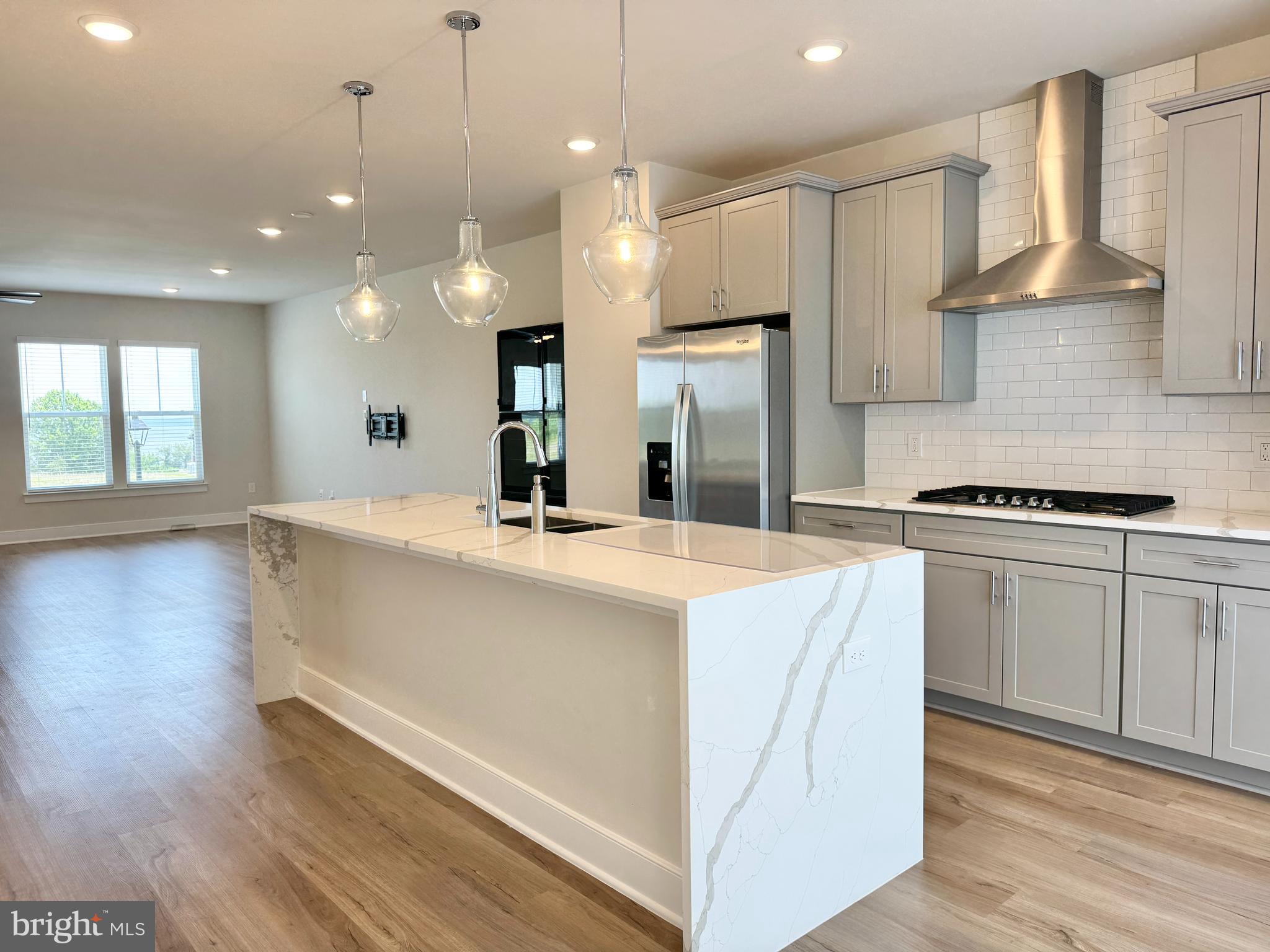 POTOMAC SHORES - Residential Lease