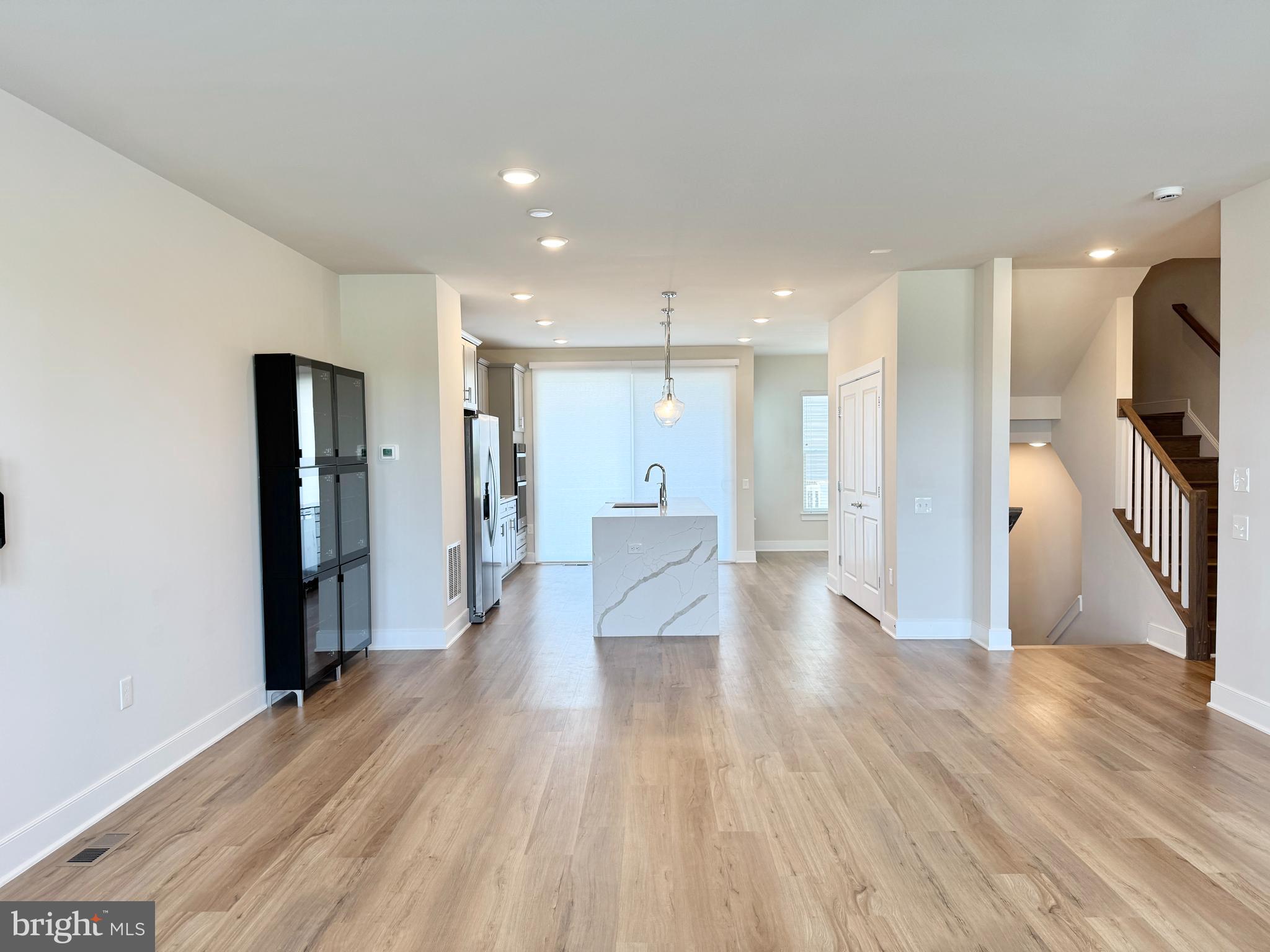 POTOMAC SHORES - Residential Lease