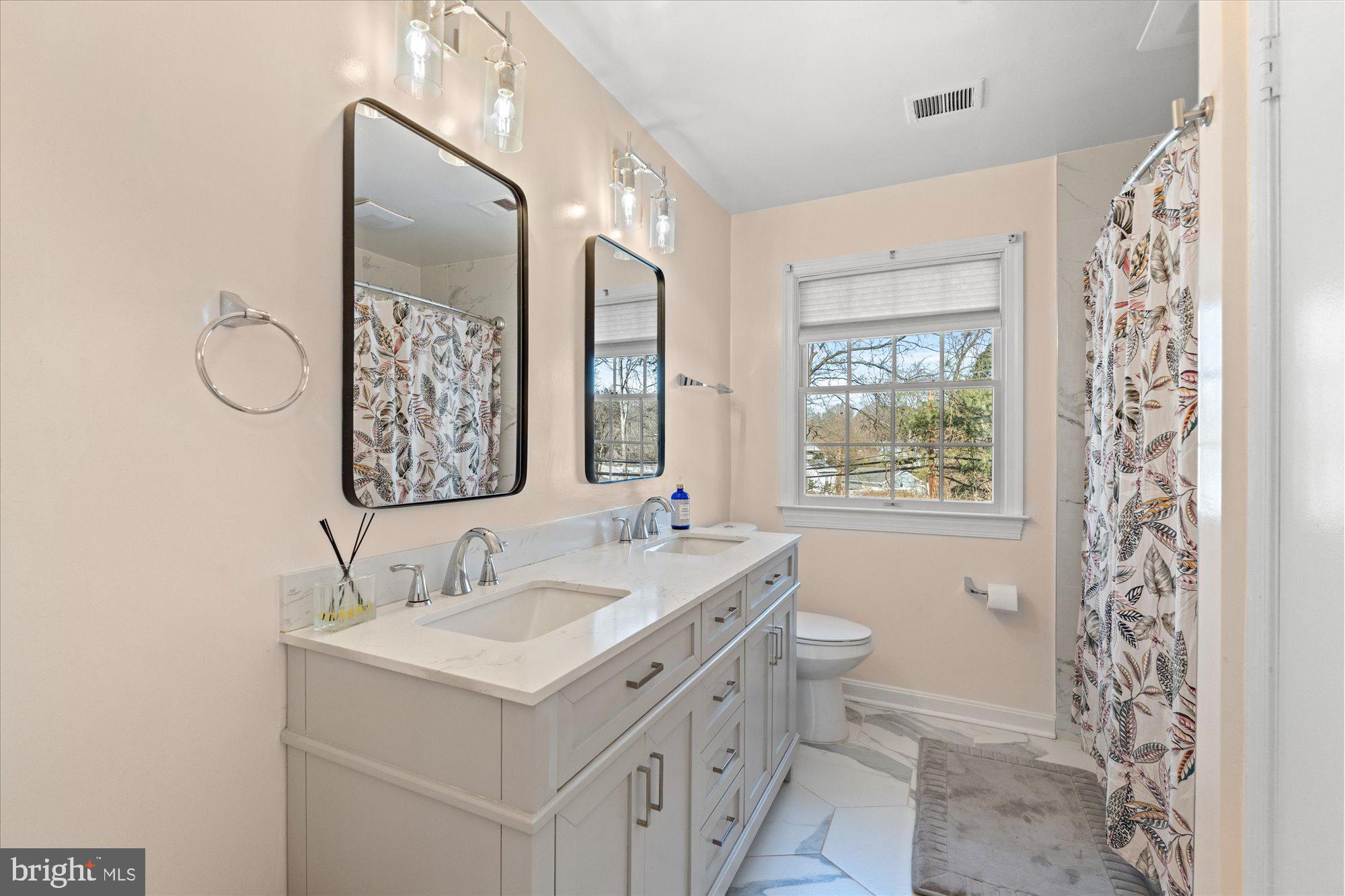 STRATFORD LANDING - Residential