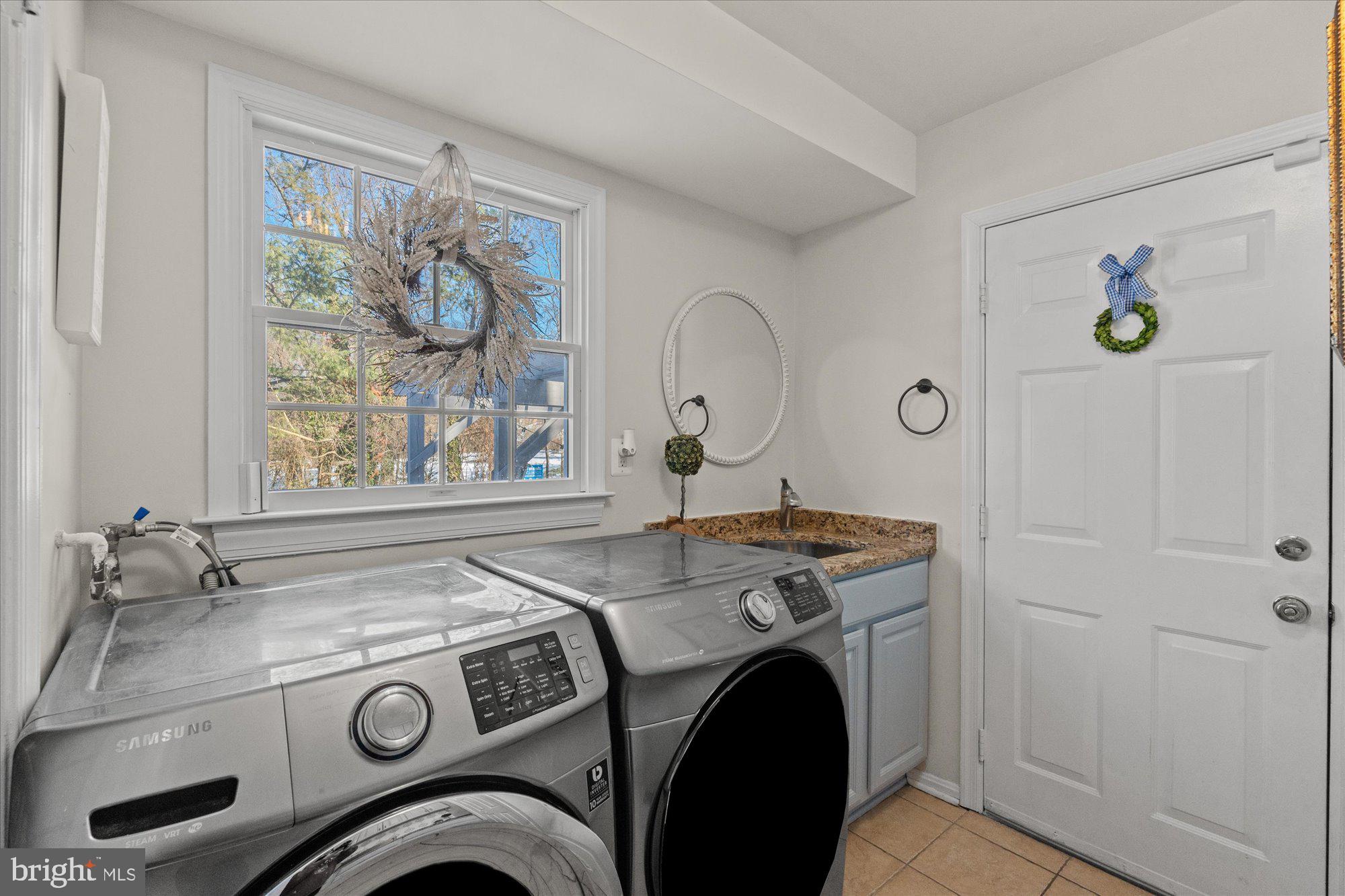 STRATFORD LANDING - Residential