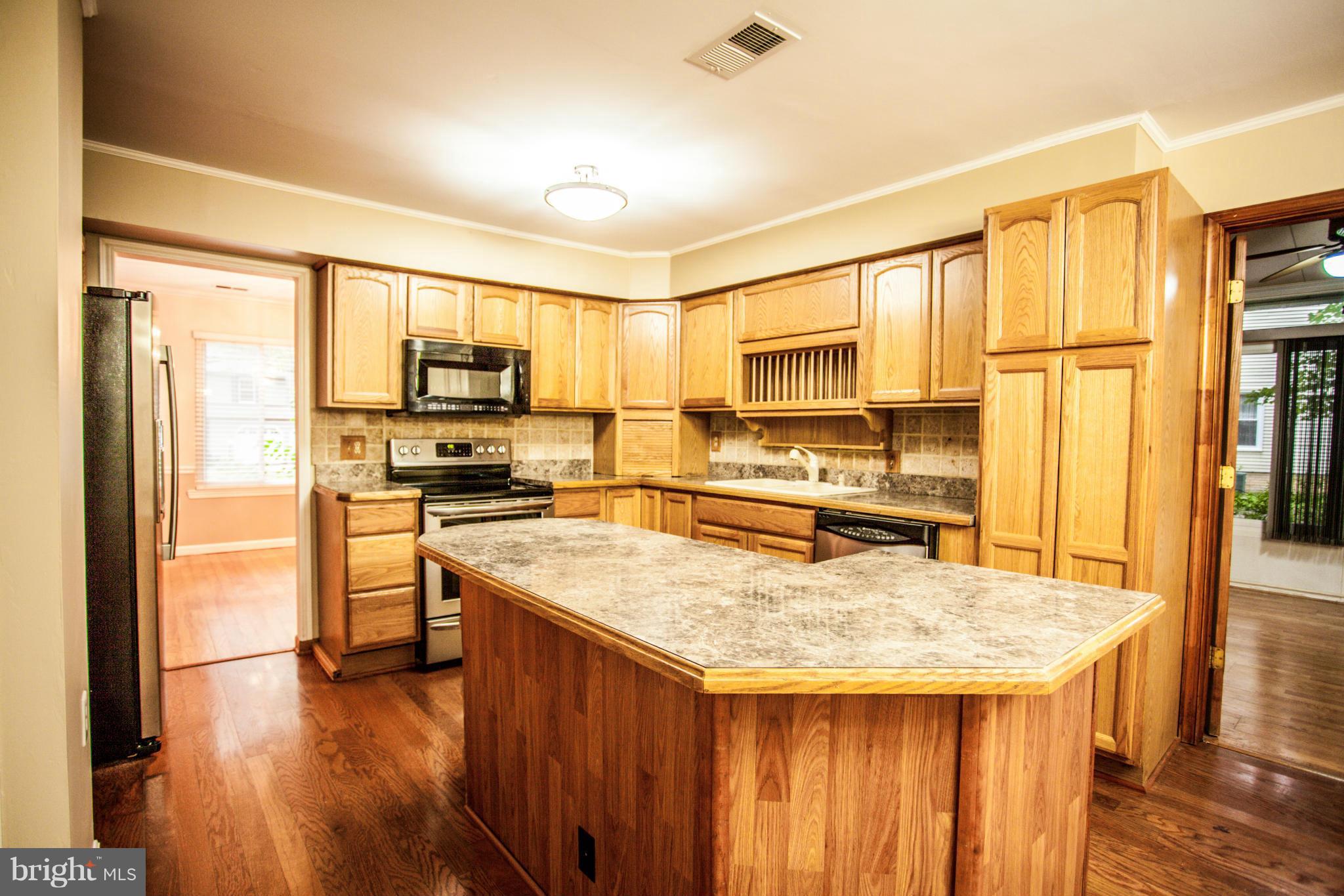 MONTCLAIR - Residential