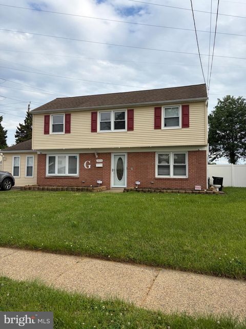 7404 WYNDAM ROAD PENNSAUKEN NJ 08109