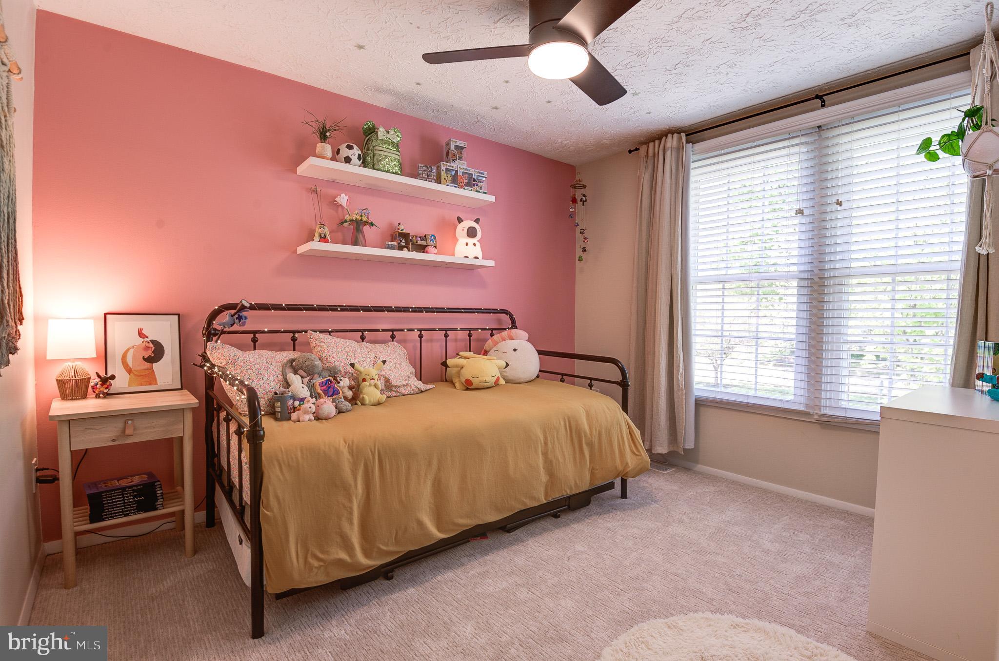 FLINT HILL MANOR - Residential