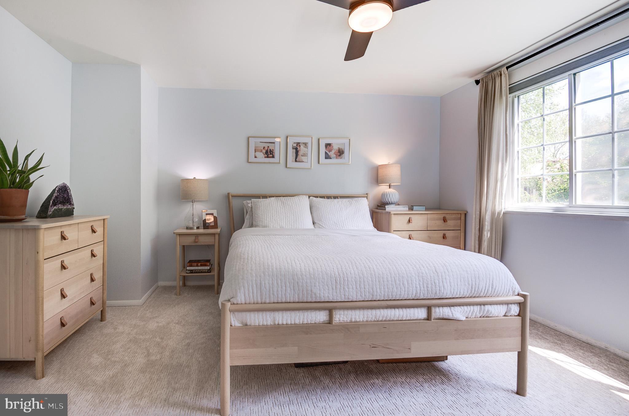 FLINT HILL MANOR - Residential