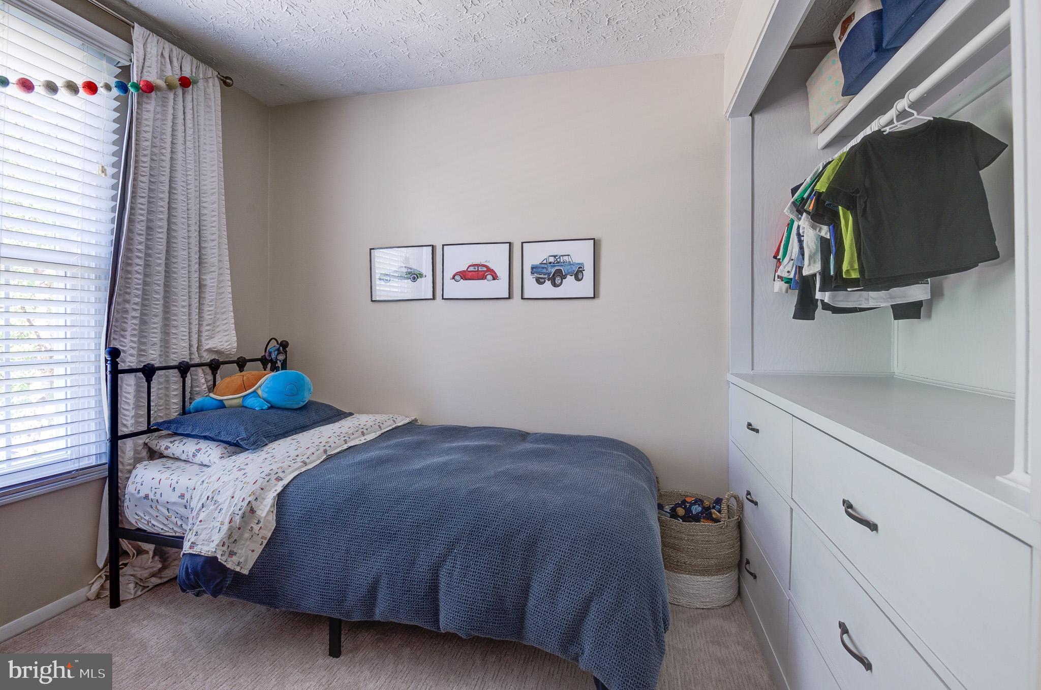 FLINT HILL MANOR - Residential