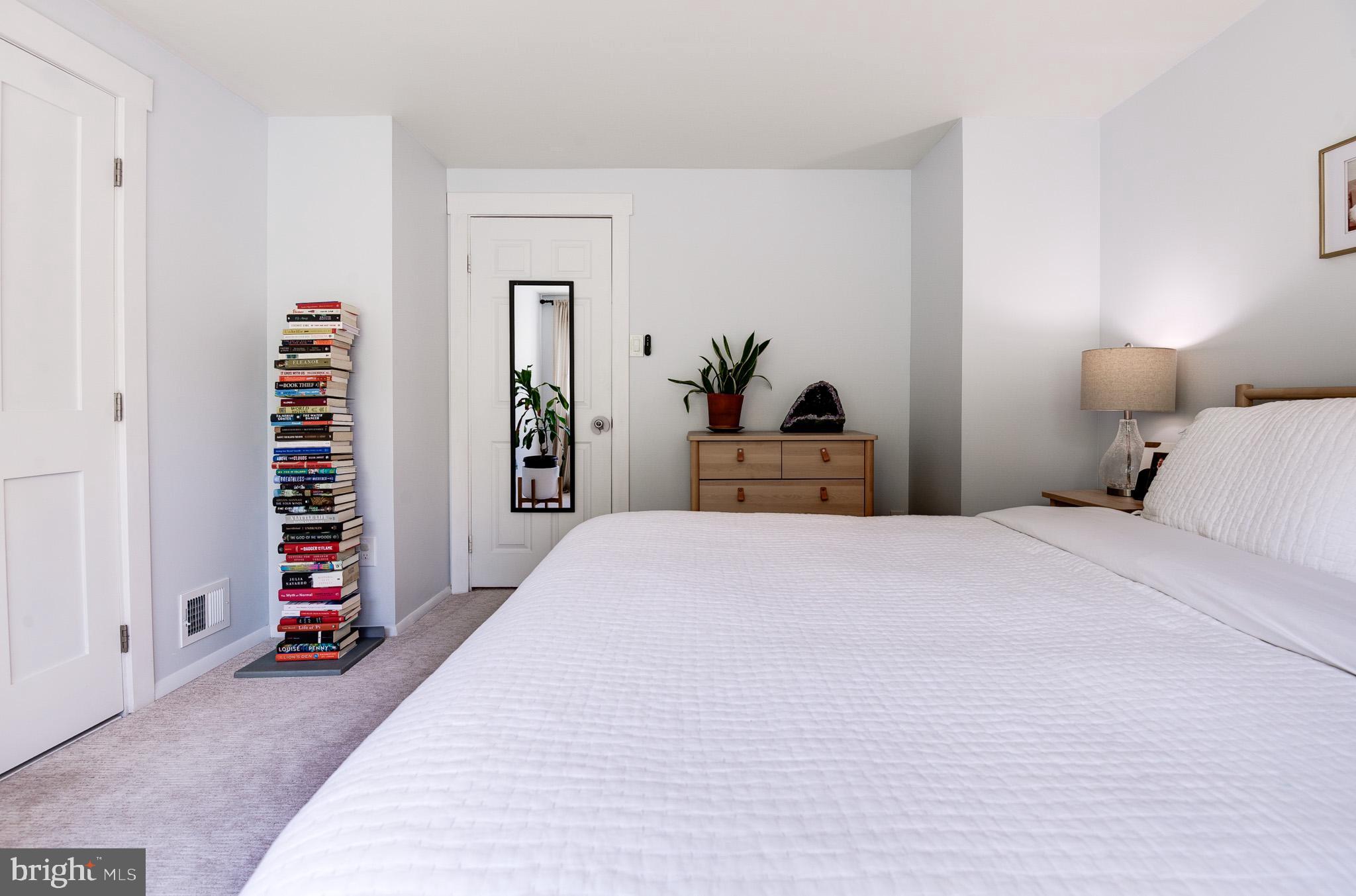 FLINT HILL MANOR - Residential